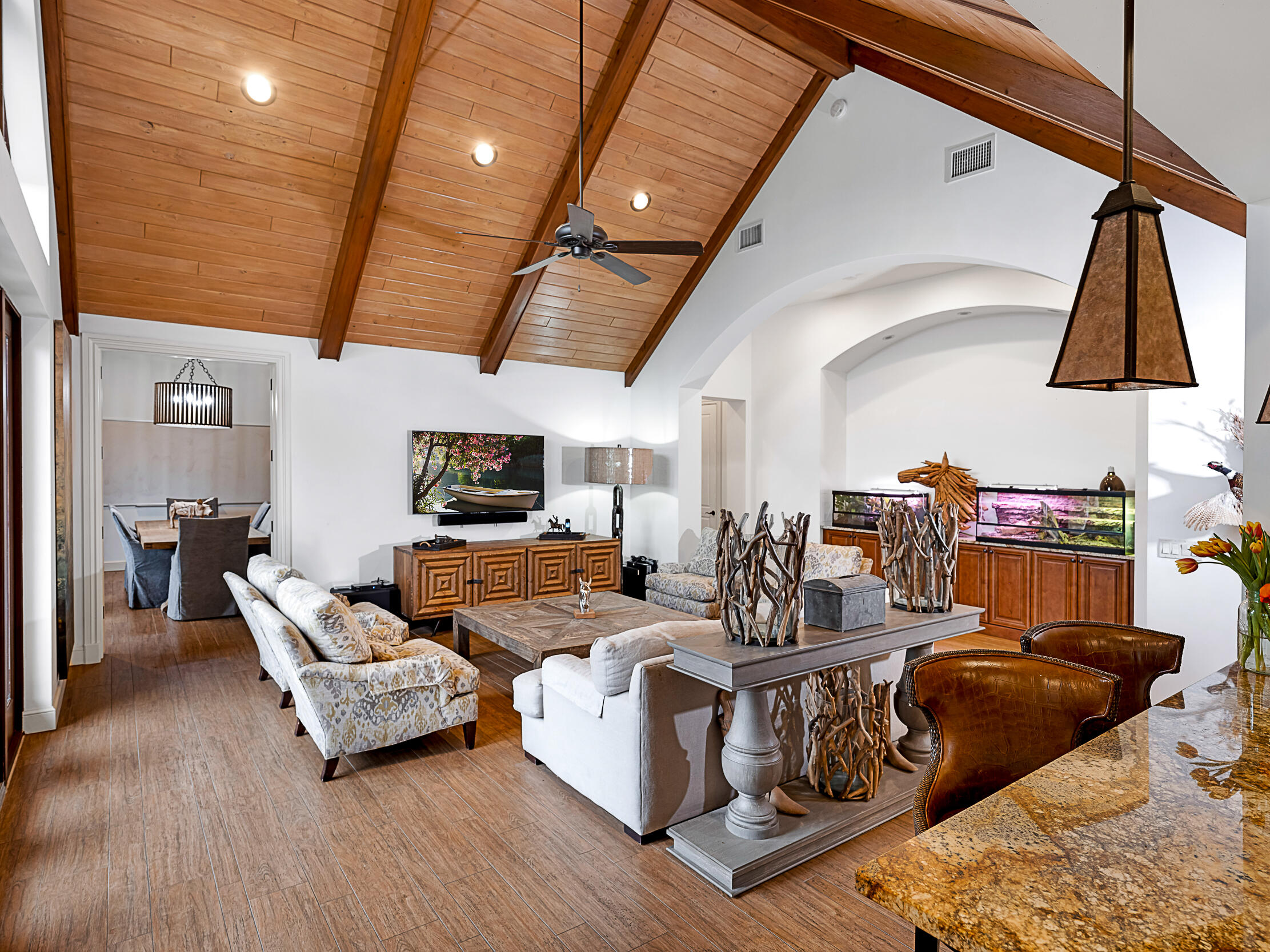 1500 SE Ranch Road S