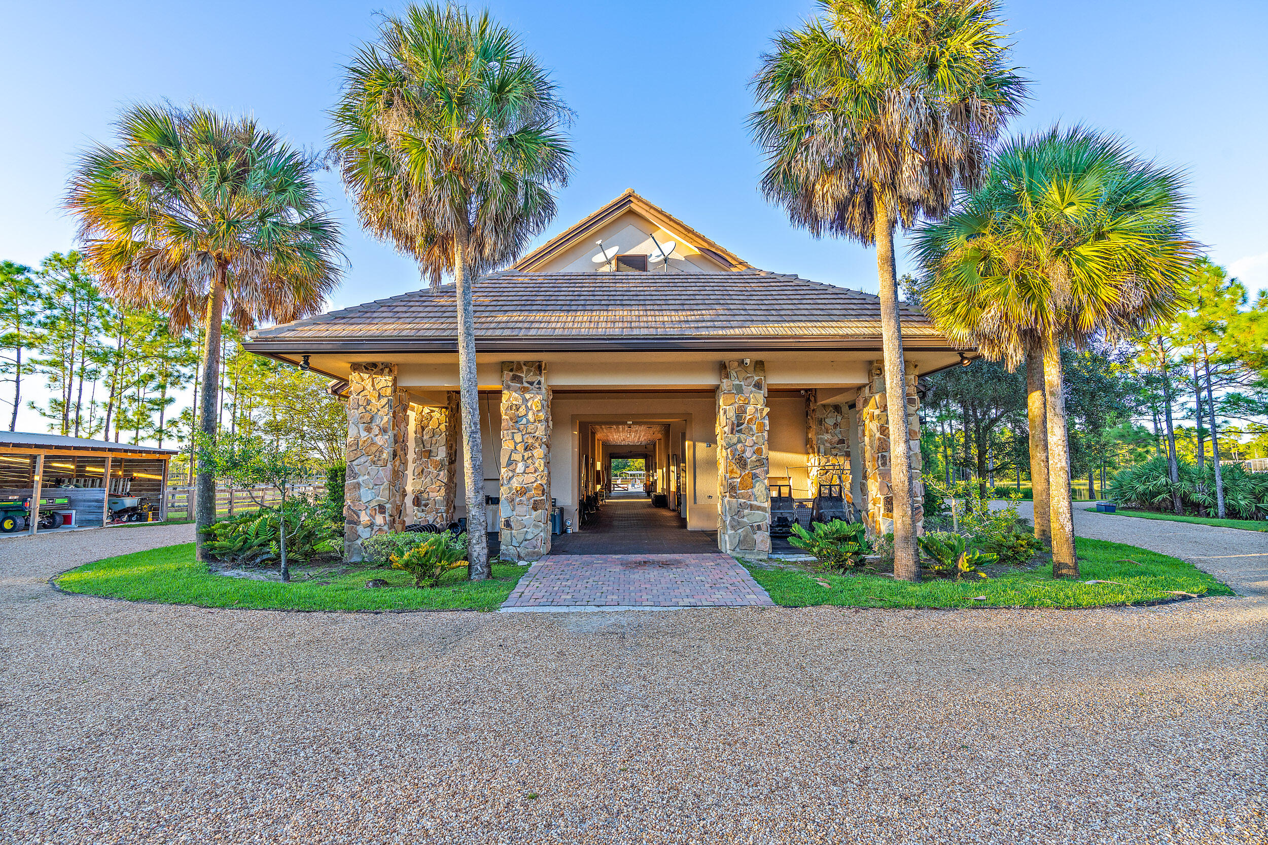 1500 SE Ranch Road S