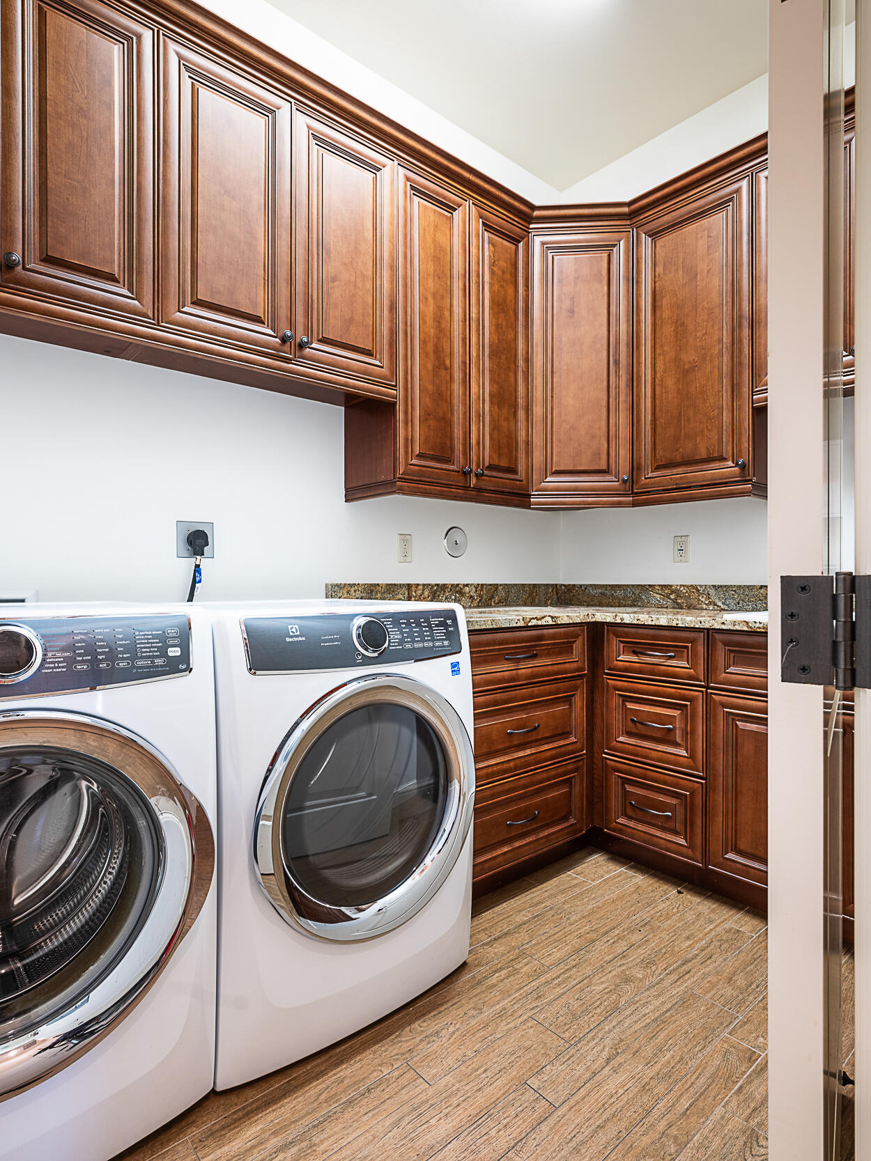 1500 SE Ranch Road S