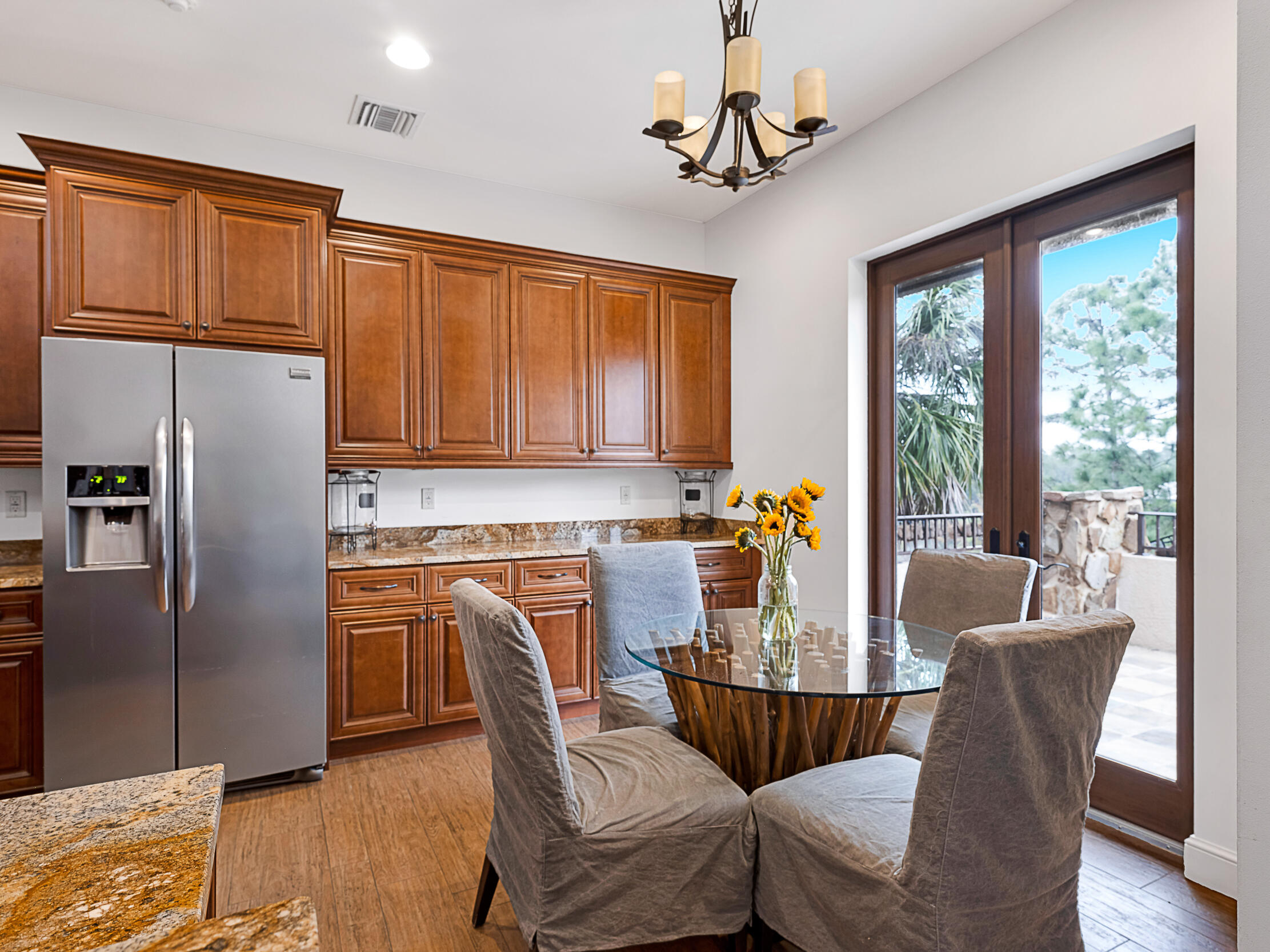 1500 SE Ranch Road S