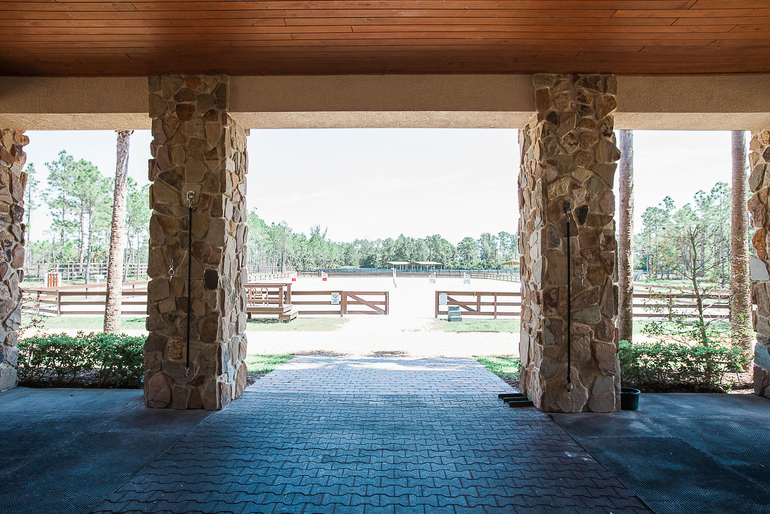 1500 SE Ranch Road S