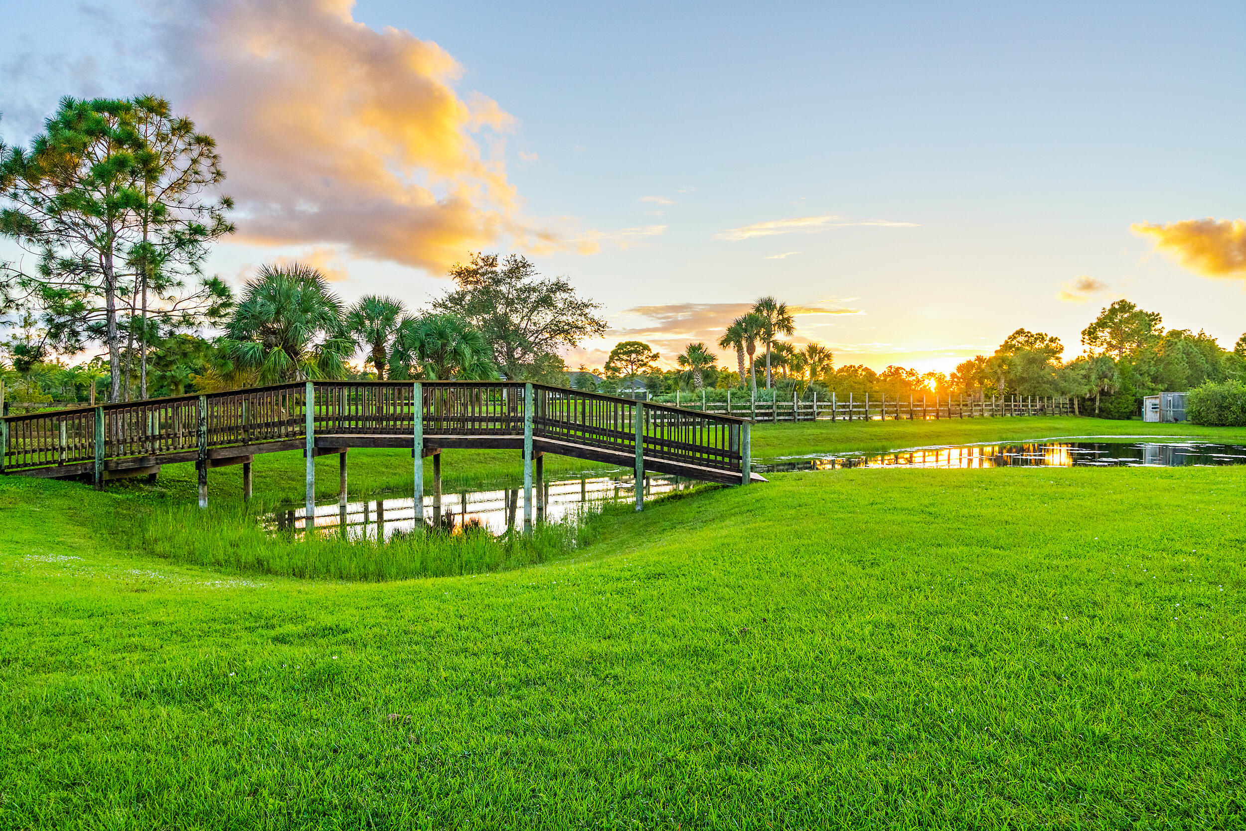 1500 SE Ranch Road S