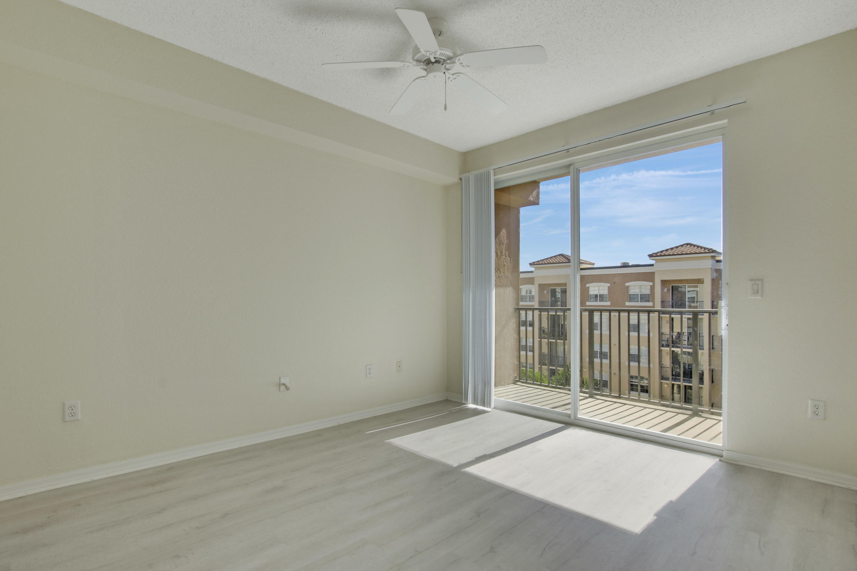 1801 N Flagler Drive 927