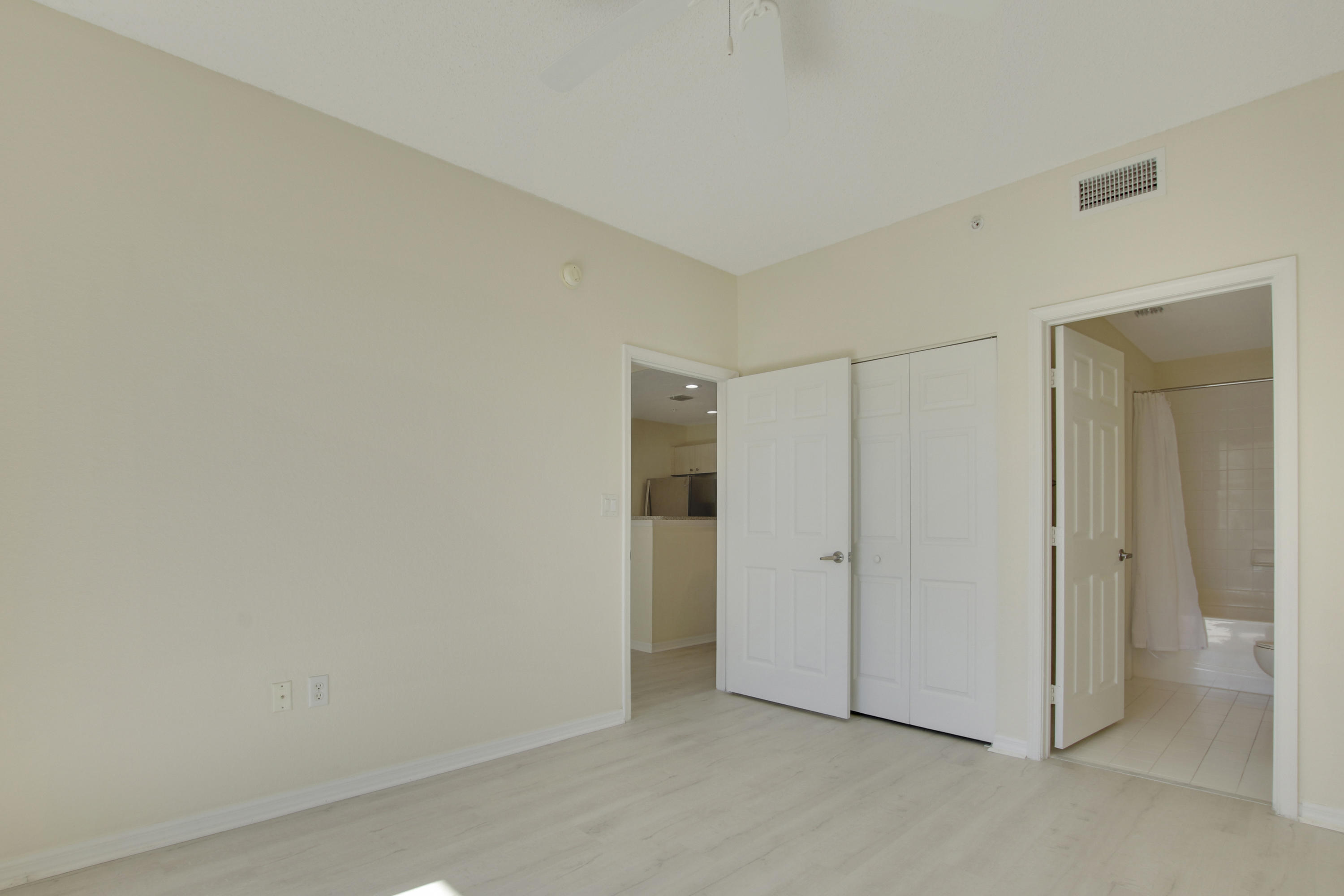 1801 N Flagler Drive 927