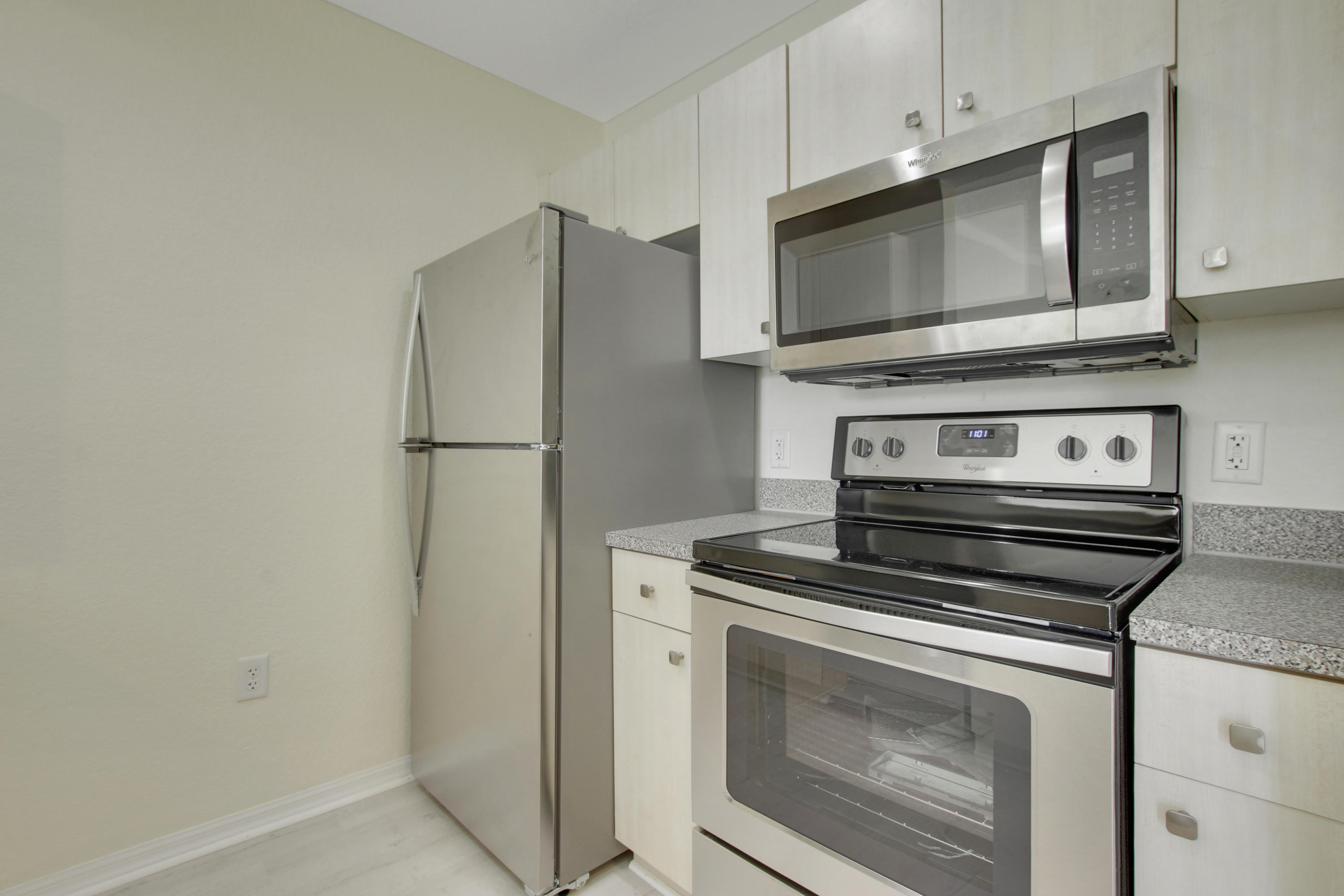 1801 N Flagler Drive 927