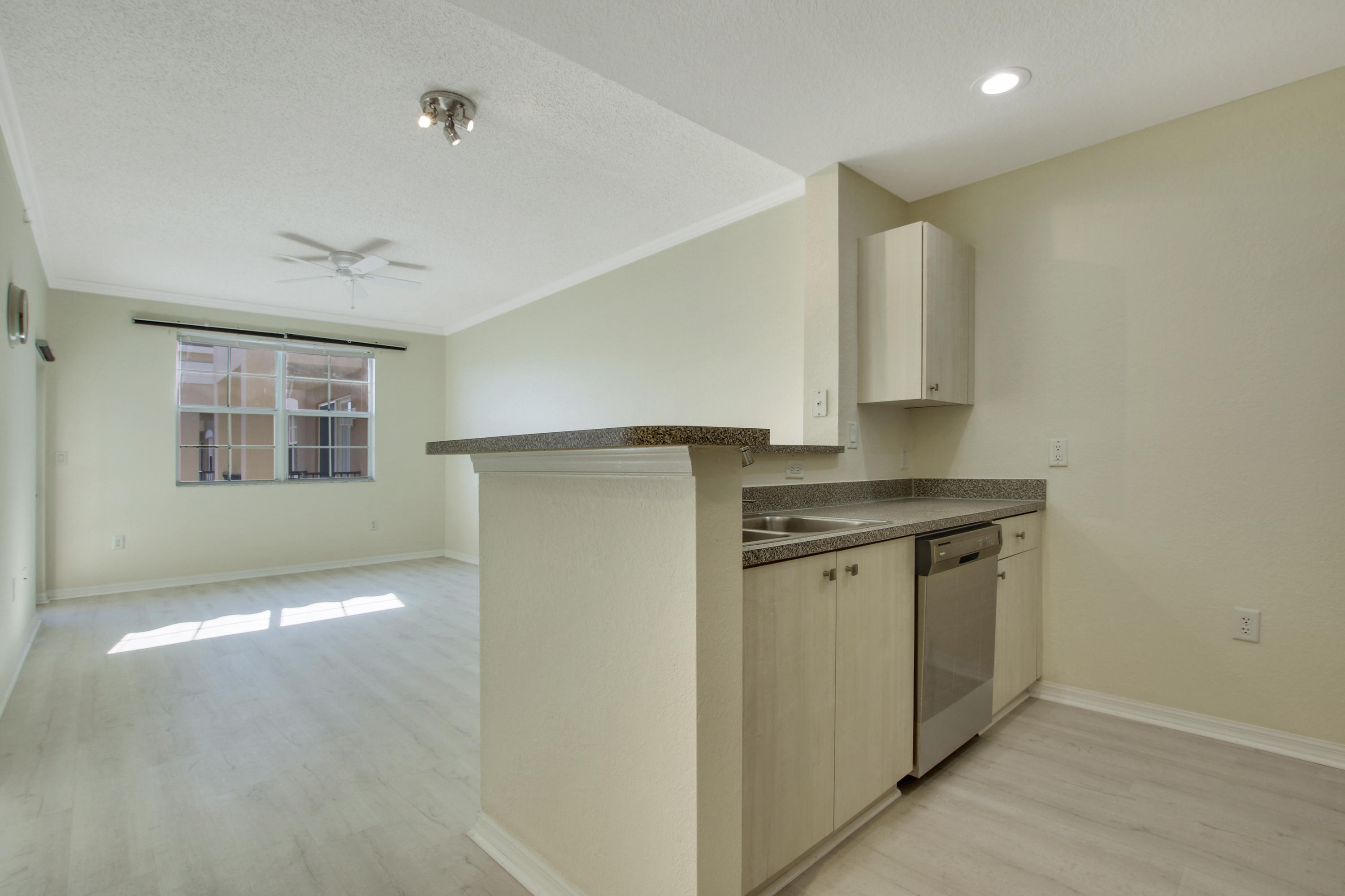 1801 N Flagler Drive 927