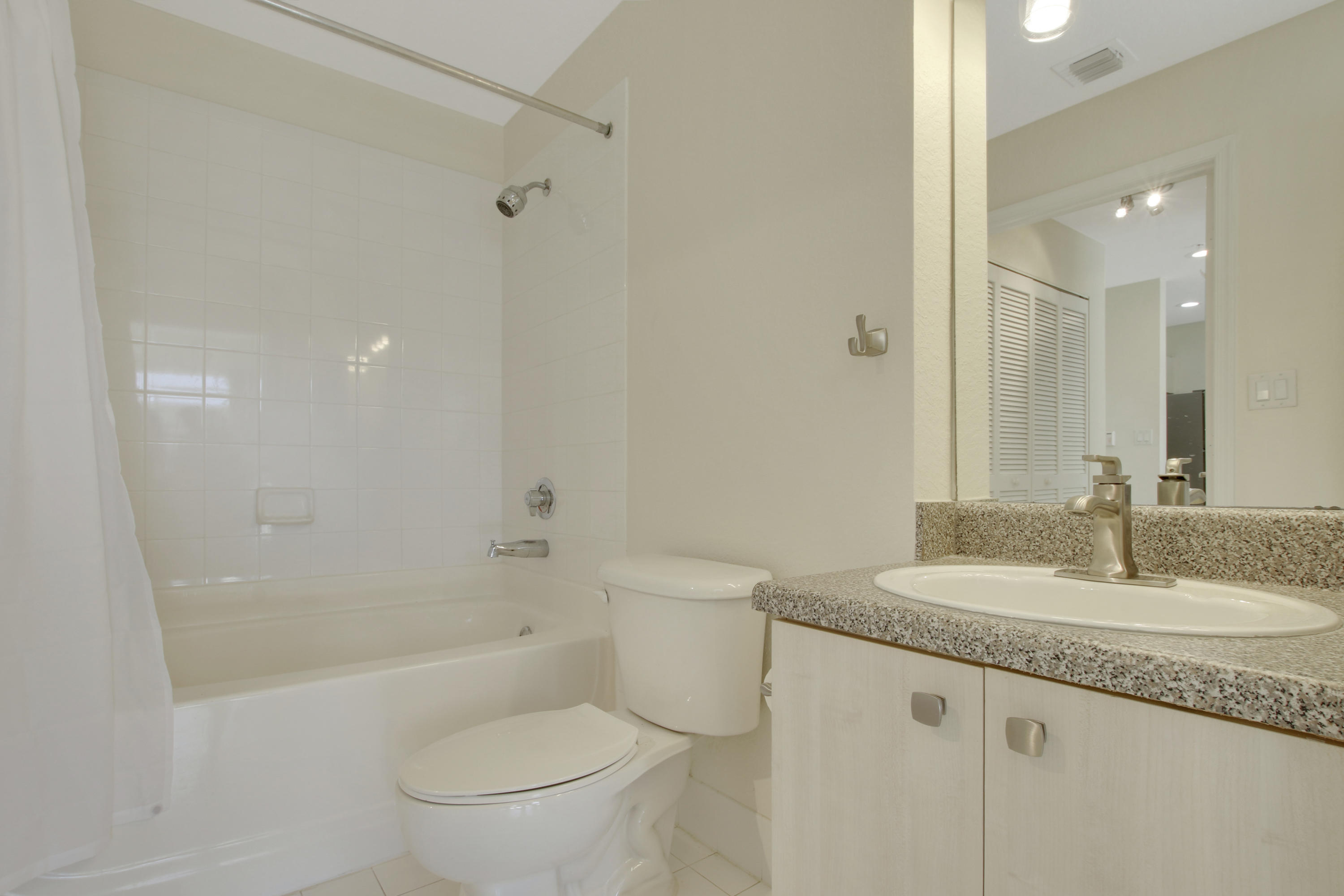 1801 N Flagler Drive 927