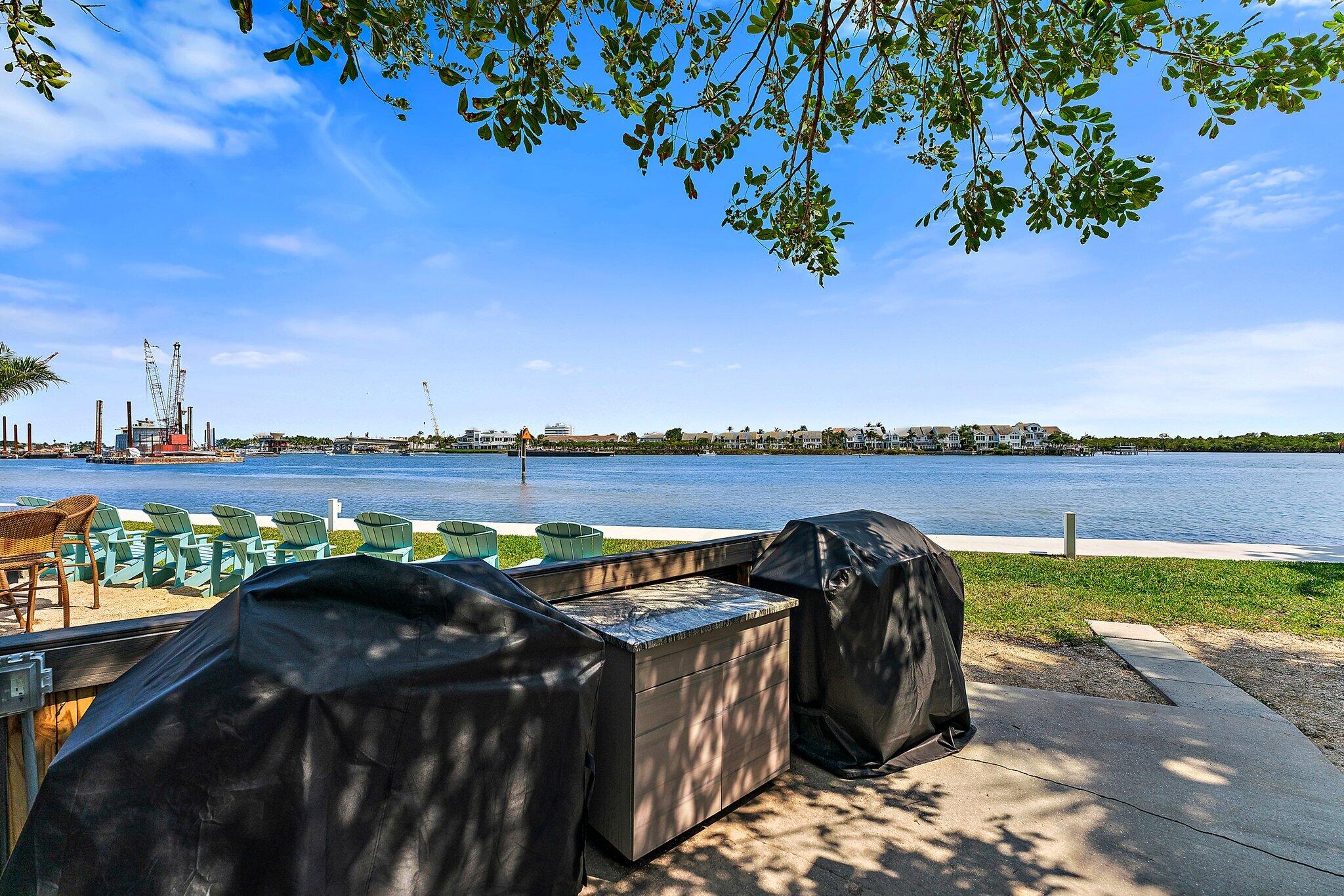 1542 Cove Drive 603c