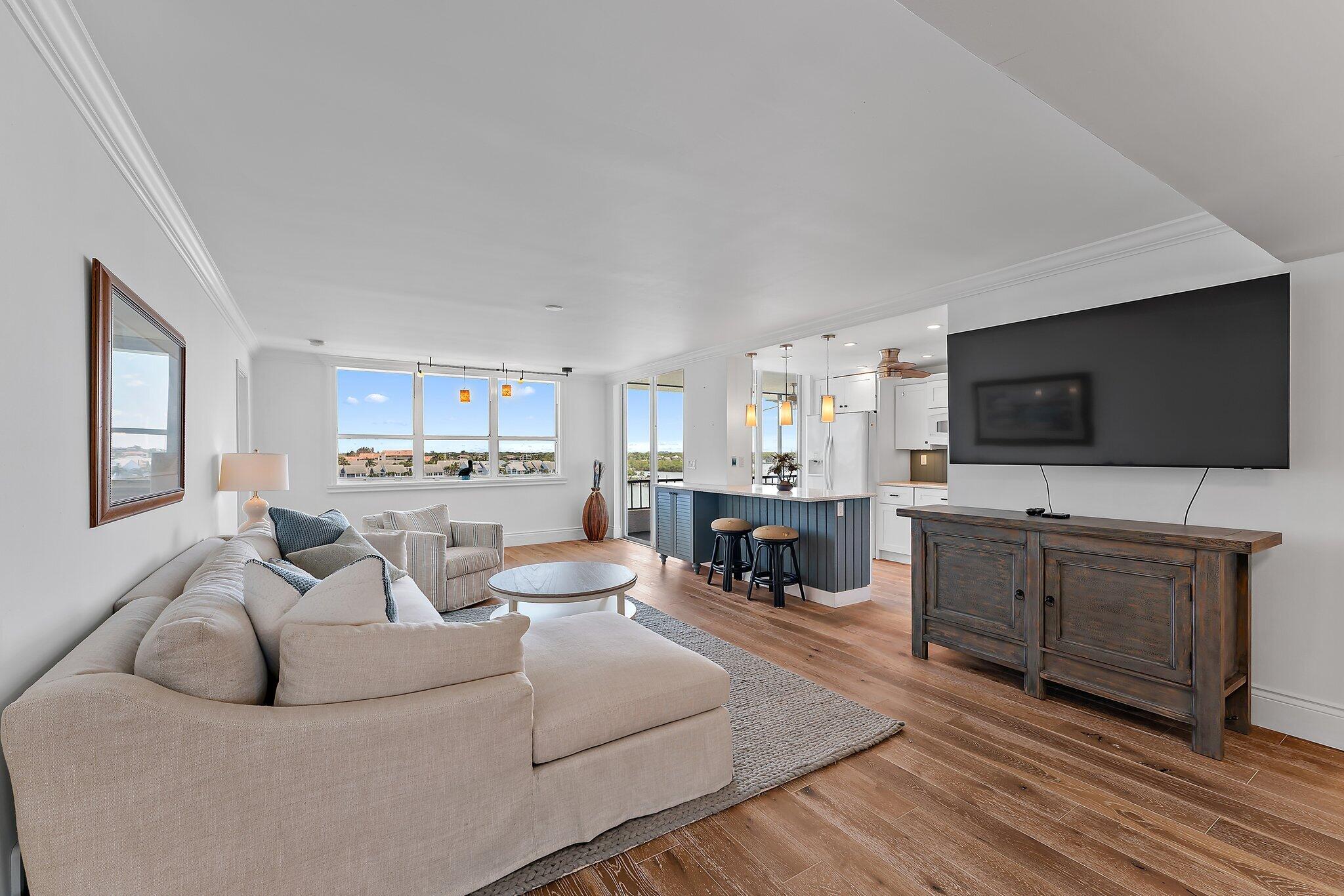 1542 Cove Drive 603c