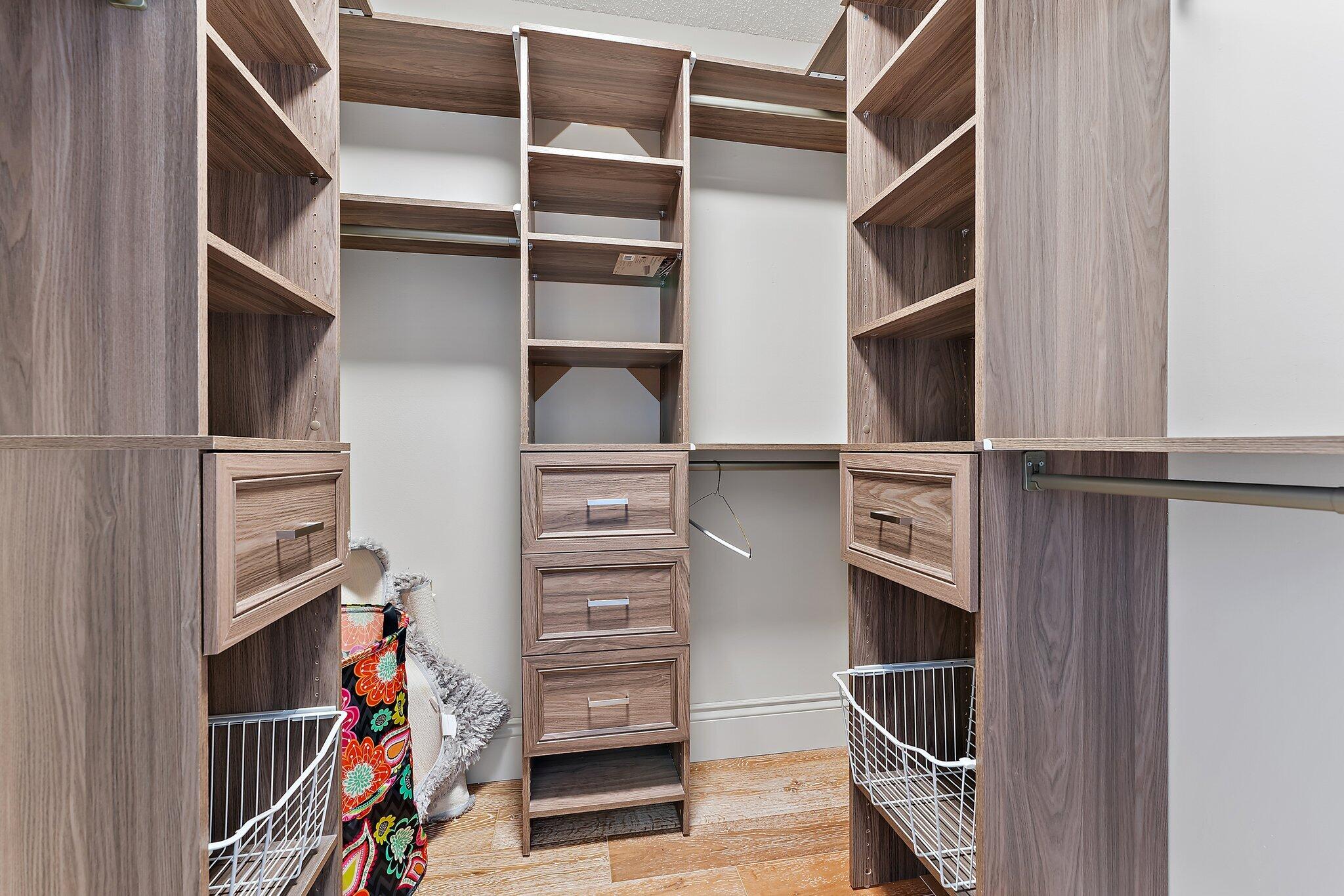 1542 Cove Drive 603c