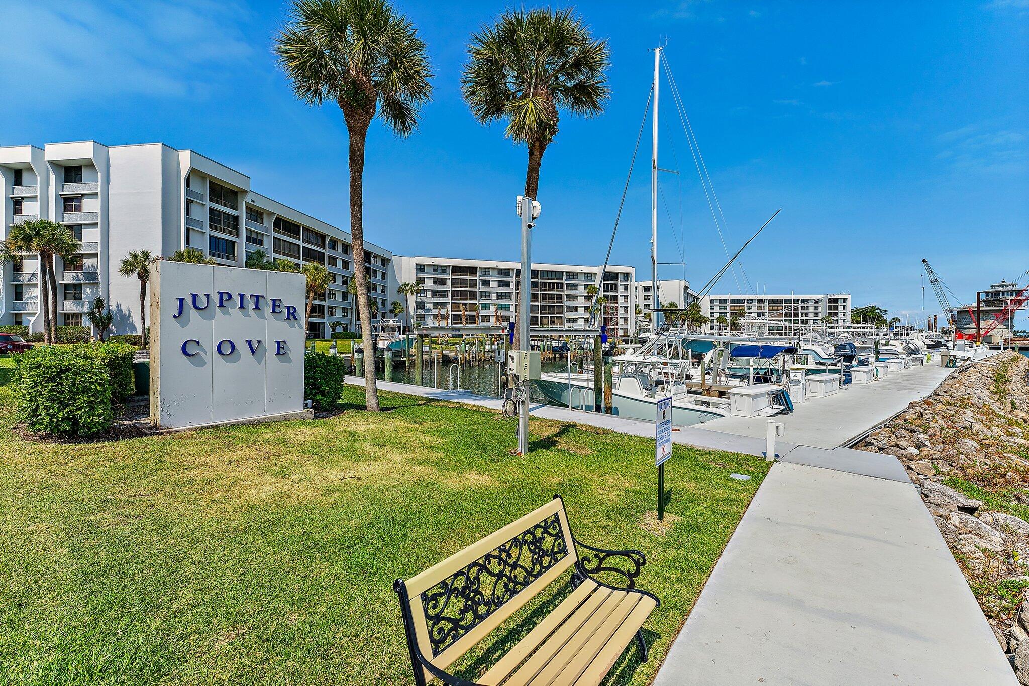 1542 Cove Drive 603c