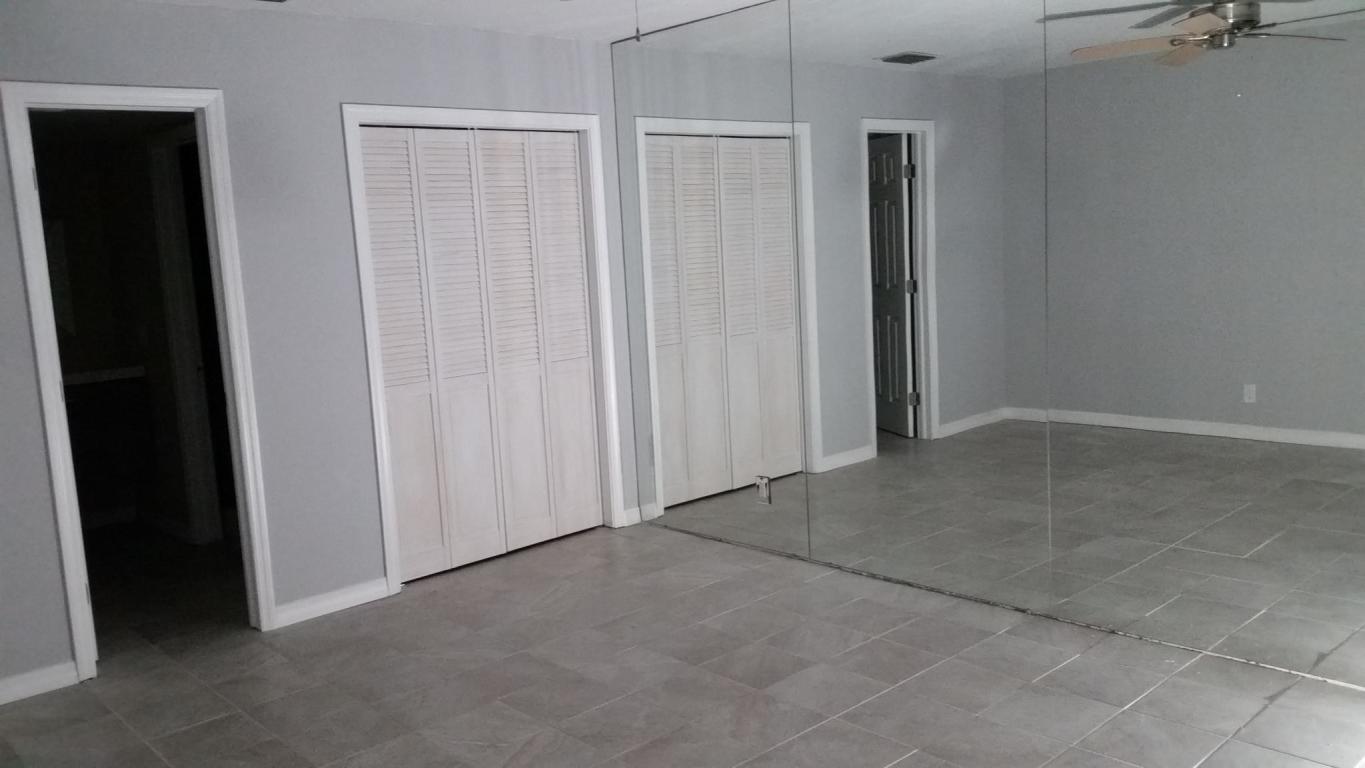 10193 N Military Trail 205