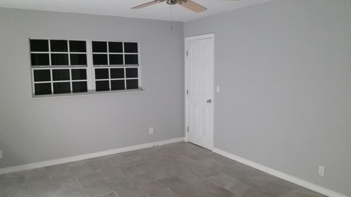10193 N Military Trail 205