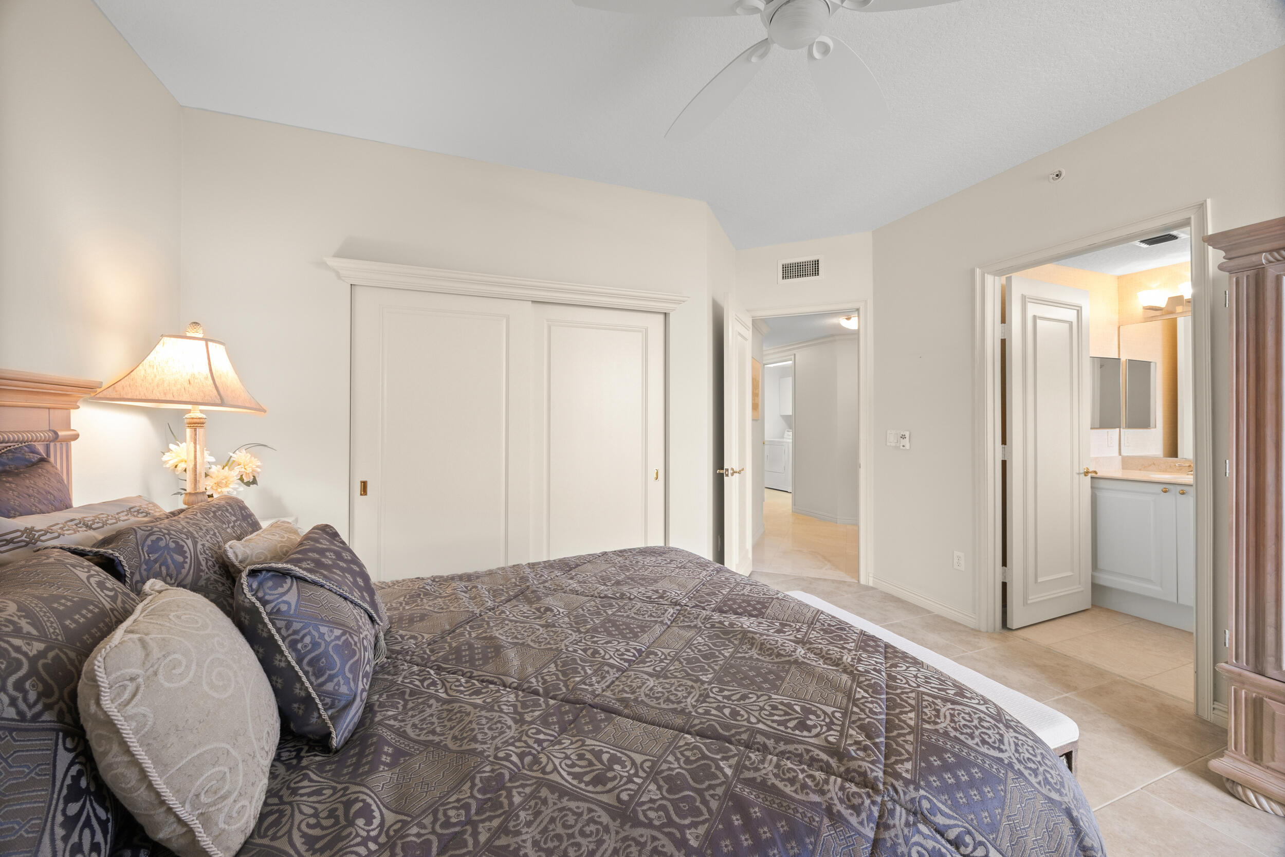 700 Ocean Royale Way 601