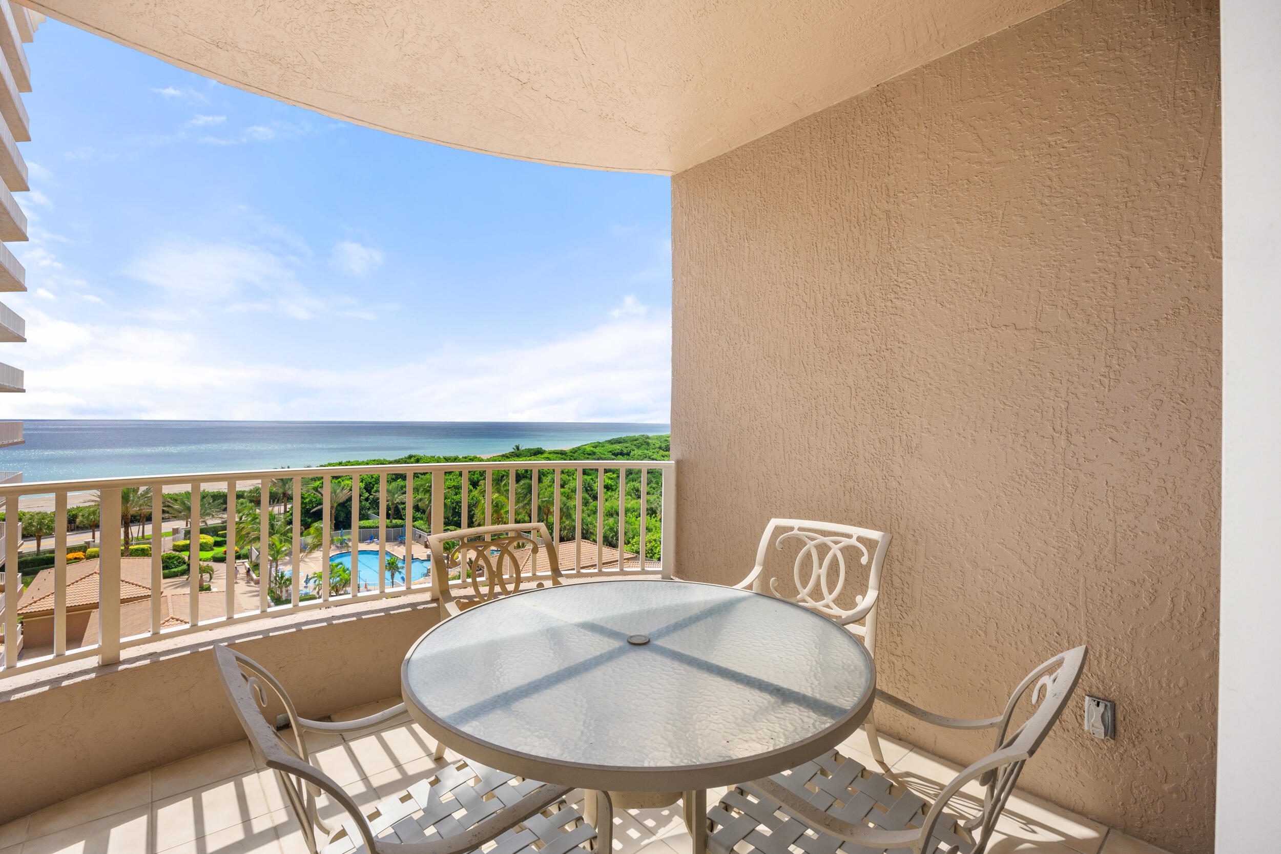 700 Ocean Royale Way 601