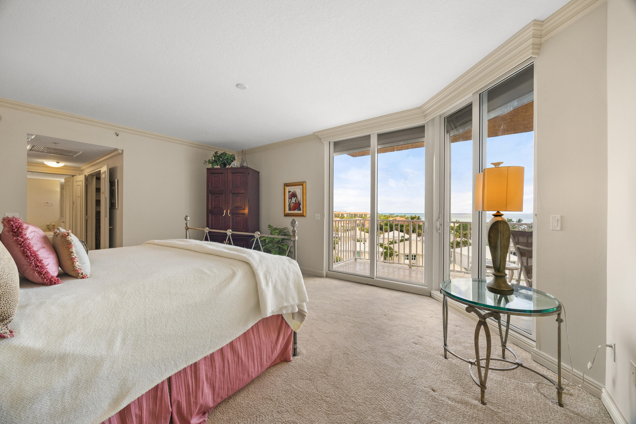 700 Ocean Royale Way 601