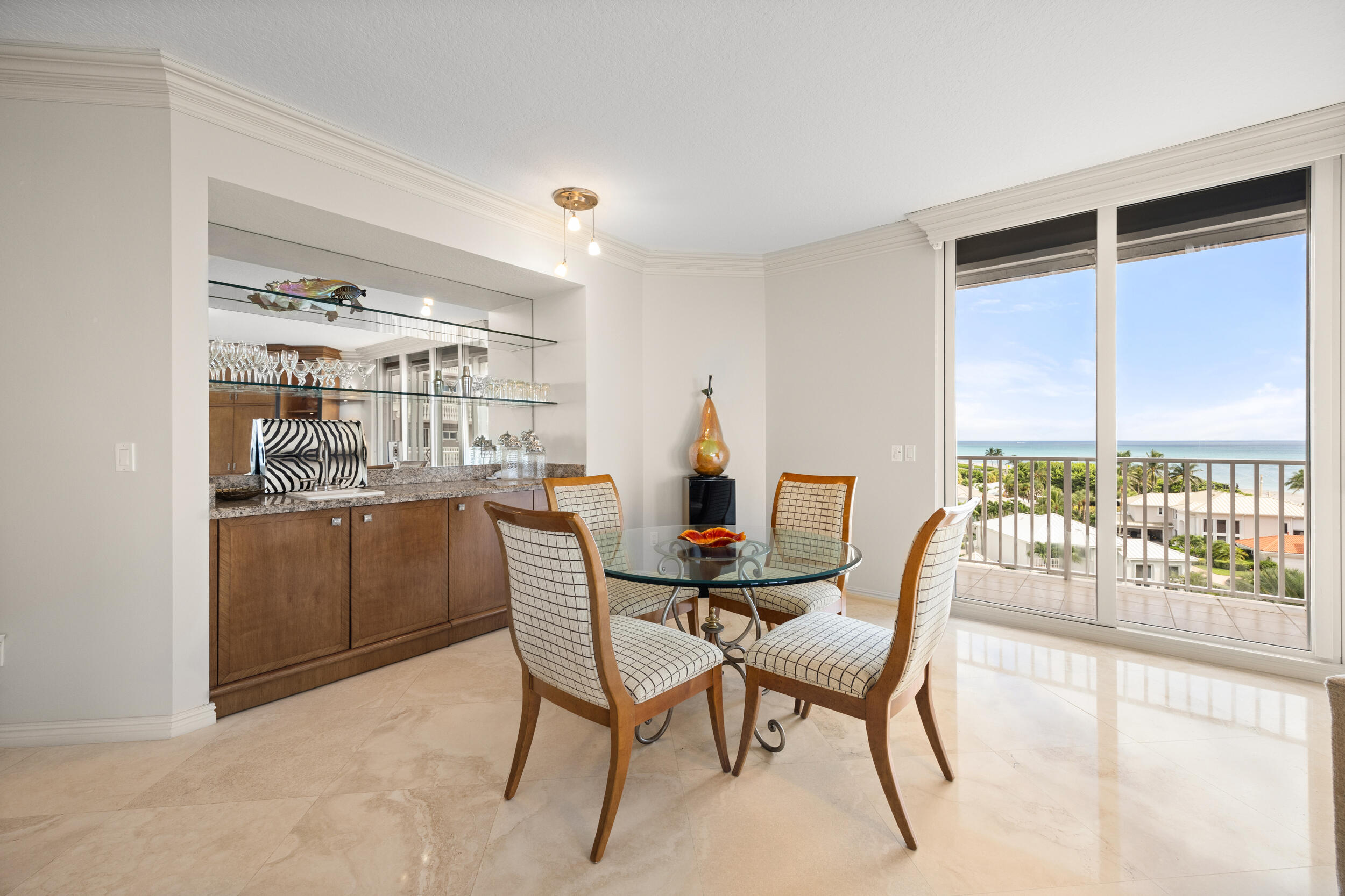 700 Ocean Royale Way 601