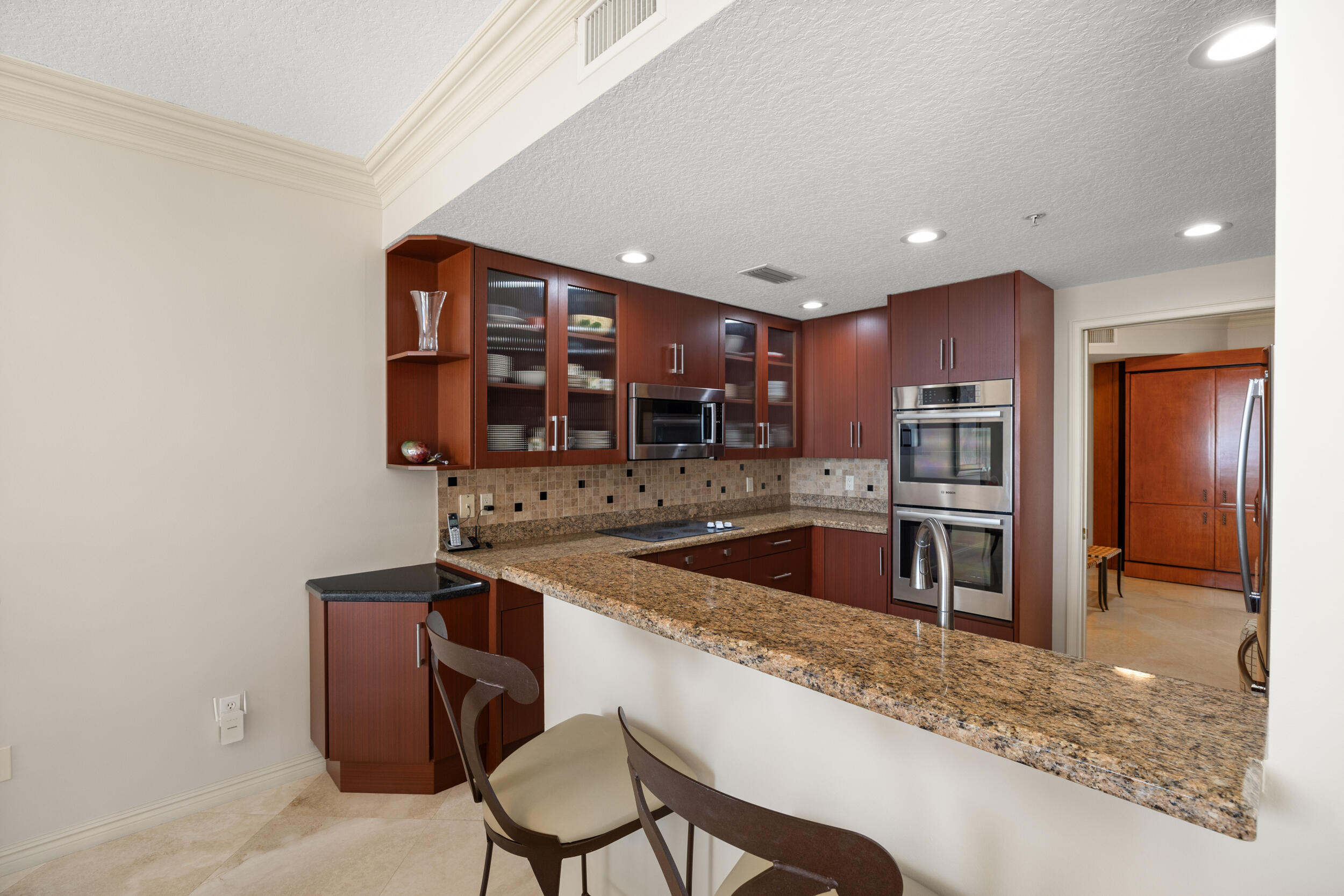 700 Ocean Royale Way 601