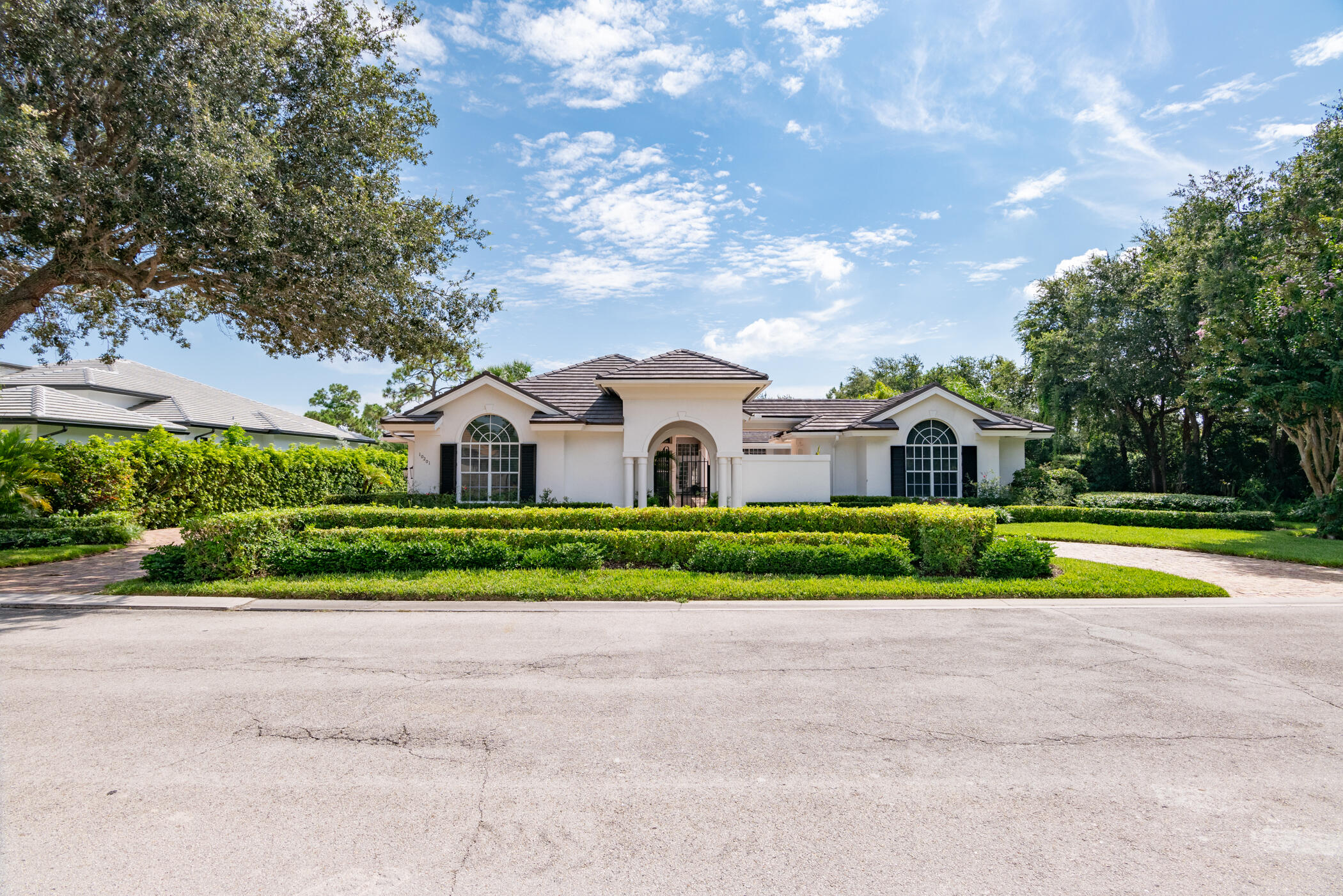 10201 SE Sandpine Lane