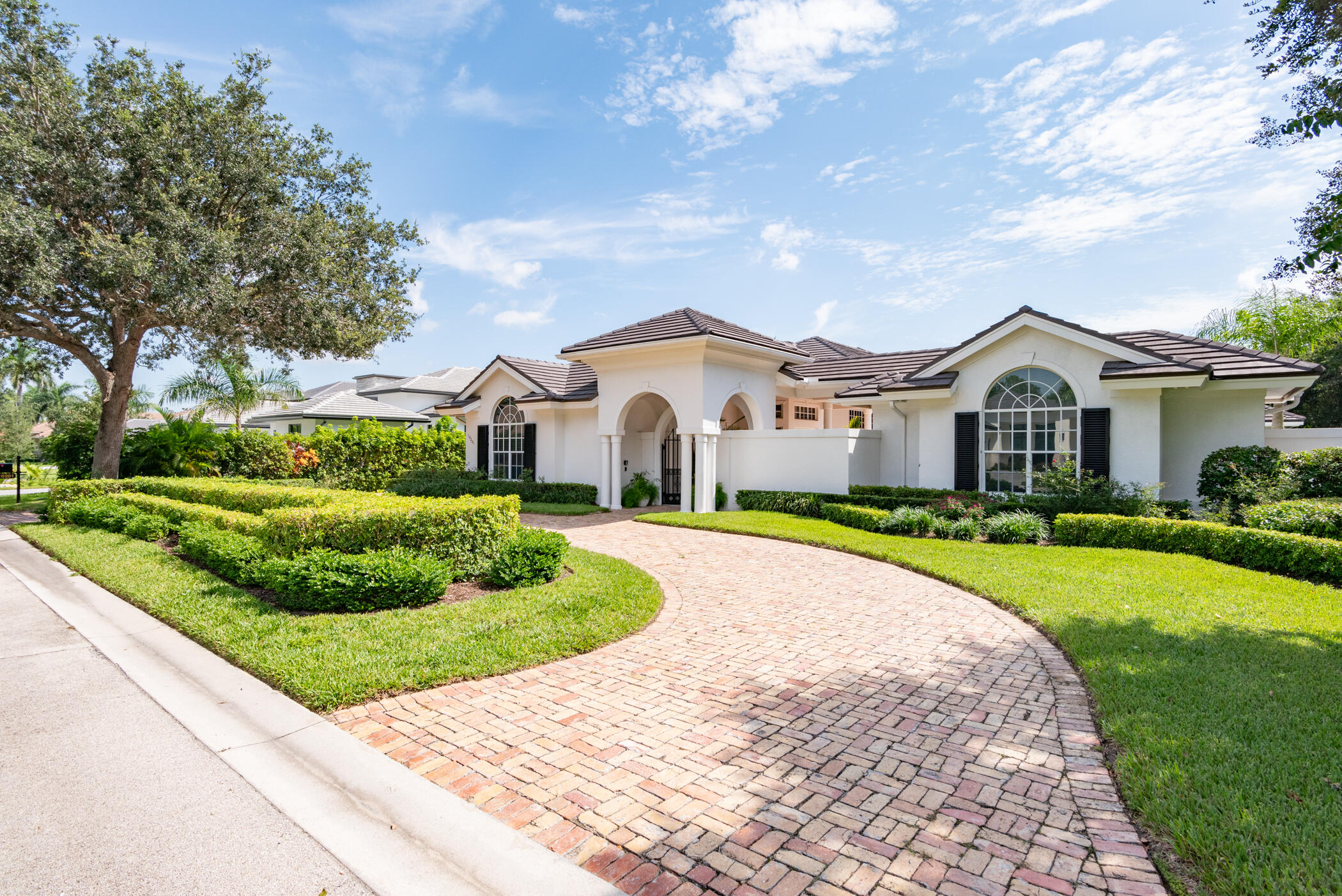 10201 SE Sandpine Lane