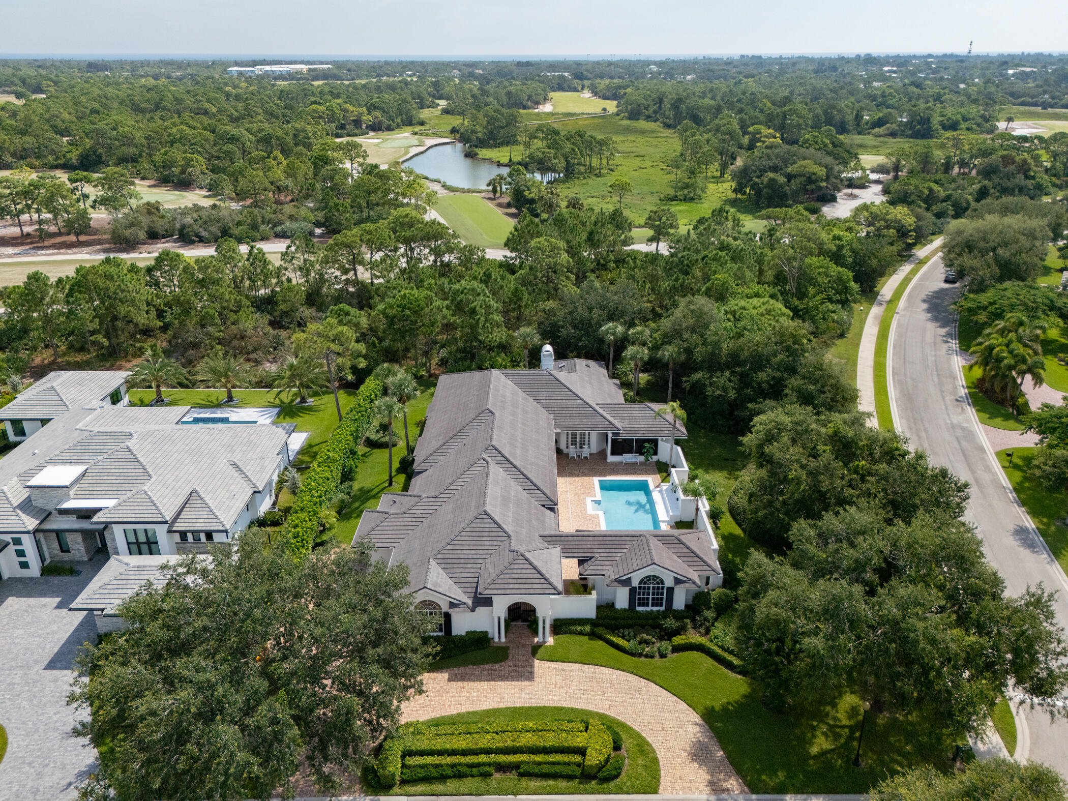 10201 SE Sandpine Lane