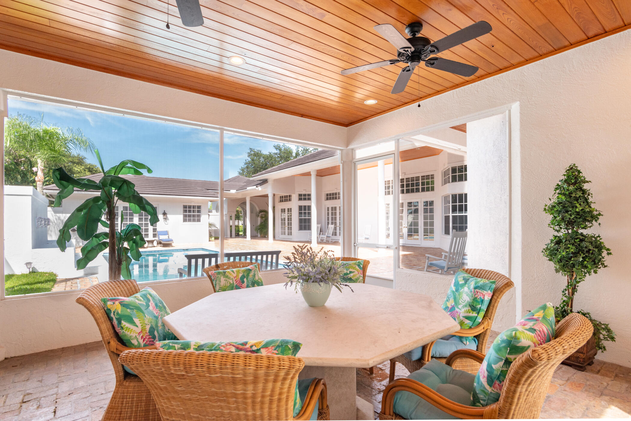 10201 SE Sandpine Lane