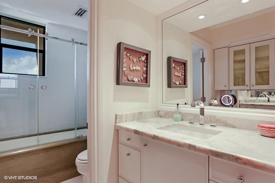 1542 Jupiter Cove Drive Unit: 607c