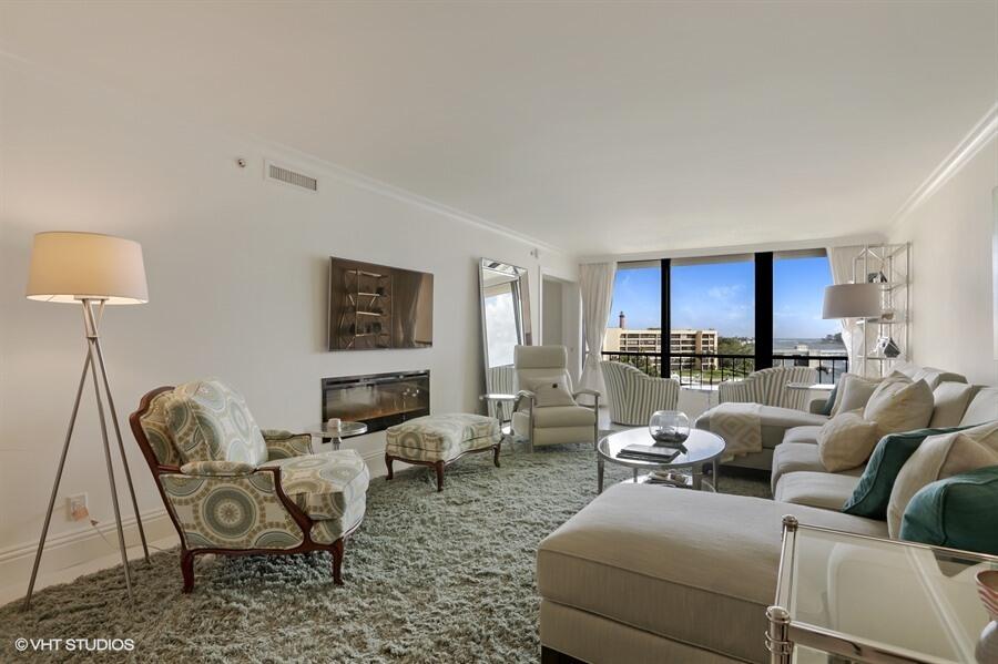 1542 Jupiter Cove Drive Unit: 607c