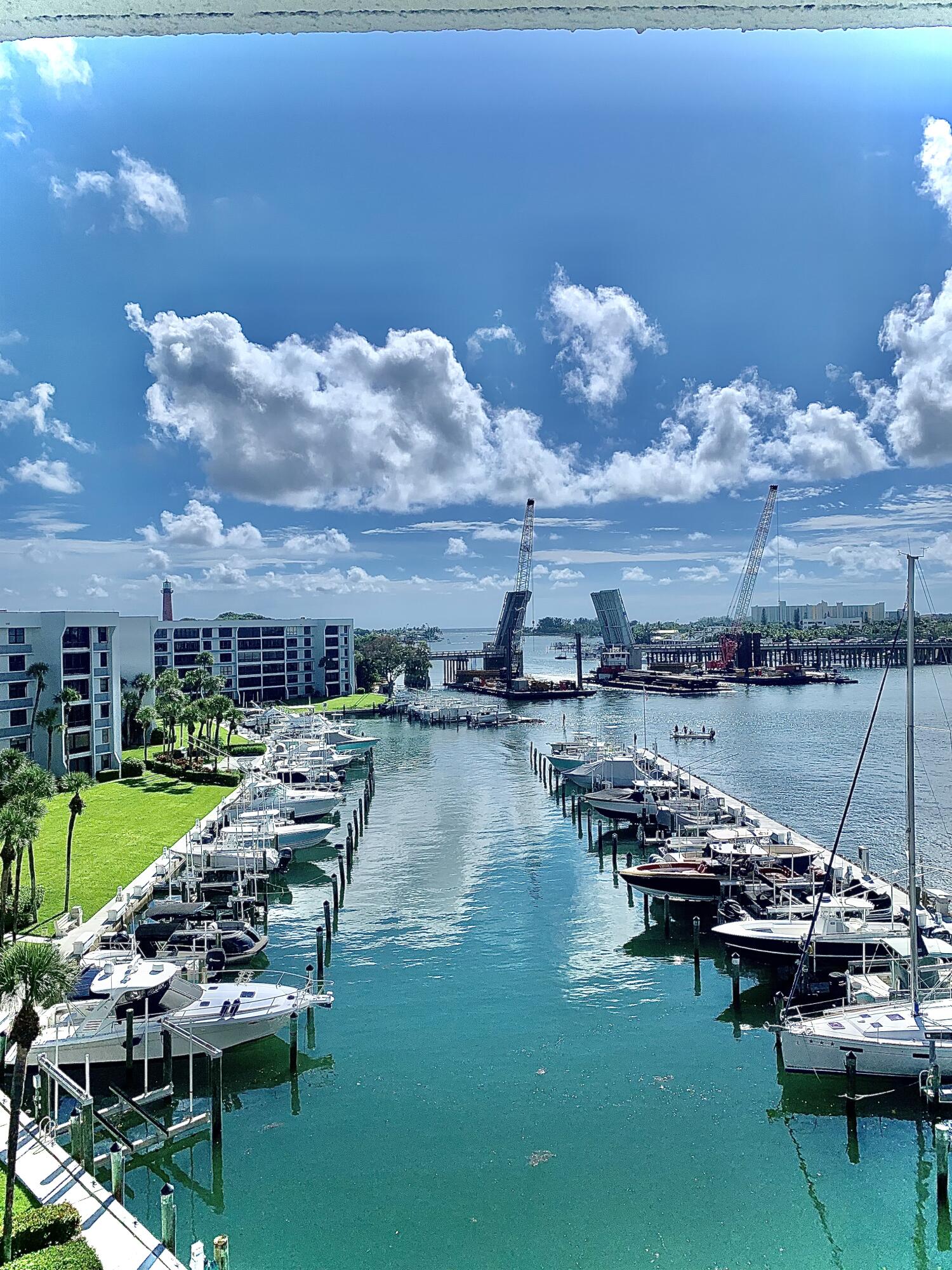 1542 Jupiter Cove Drive Unit: 607c