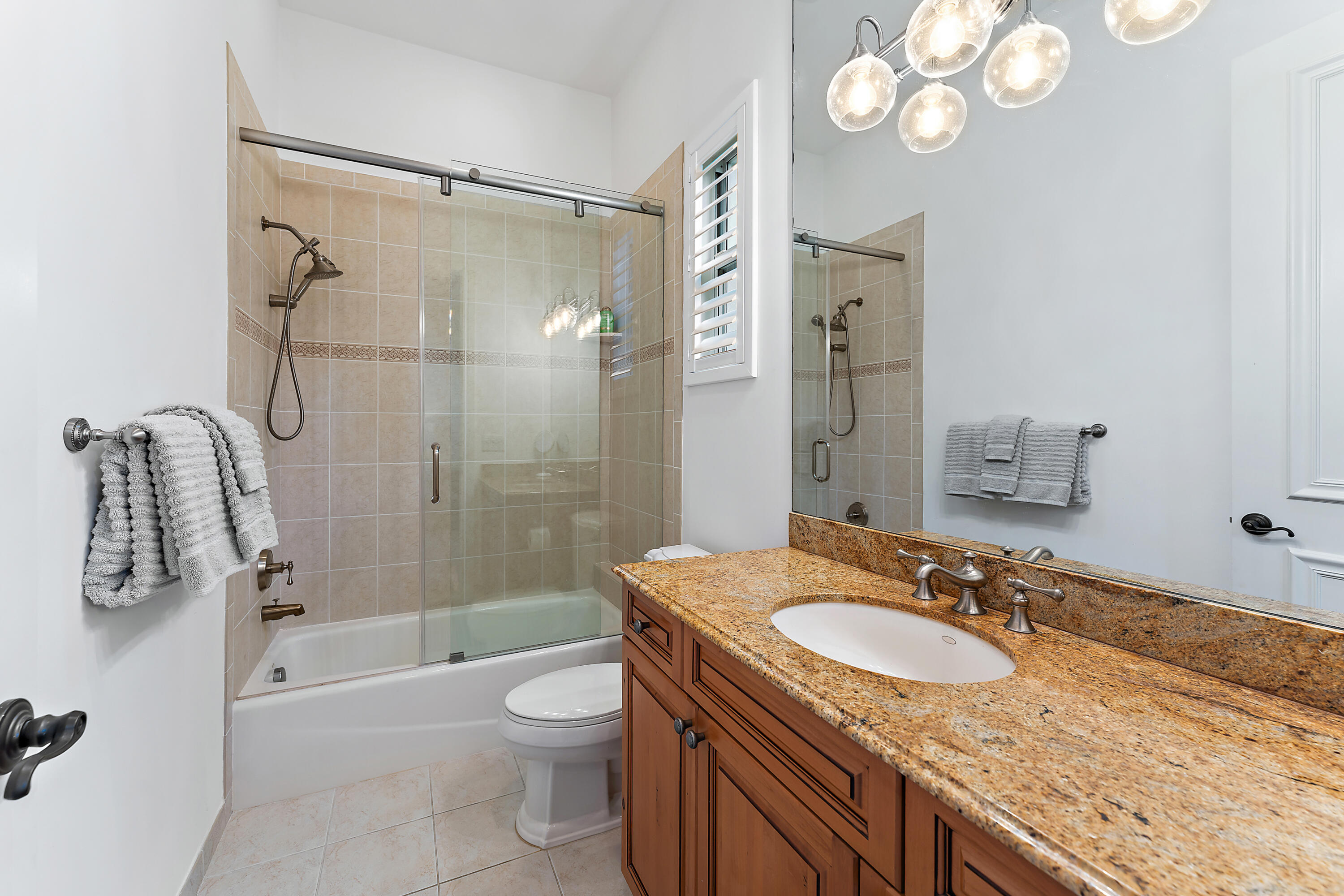 9628 SE Sandpine Lane