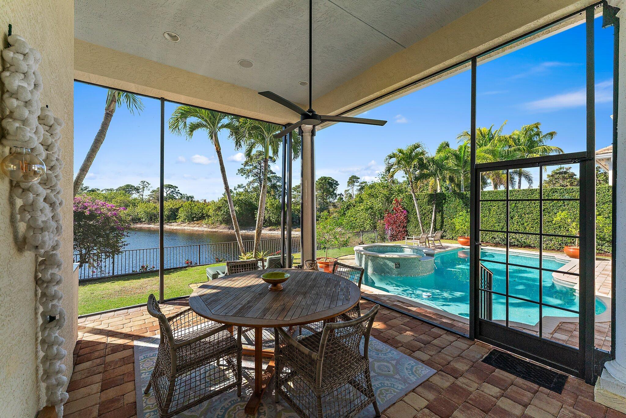 9628 SE Sandpine Lane