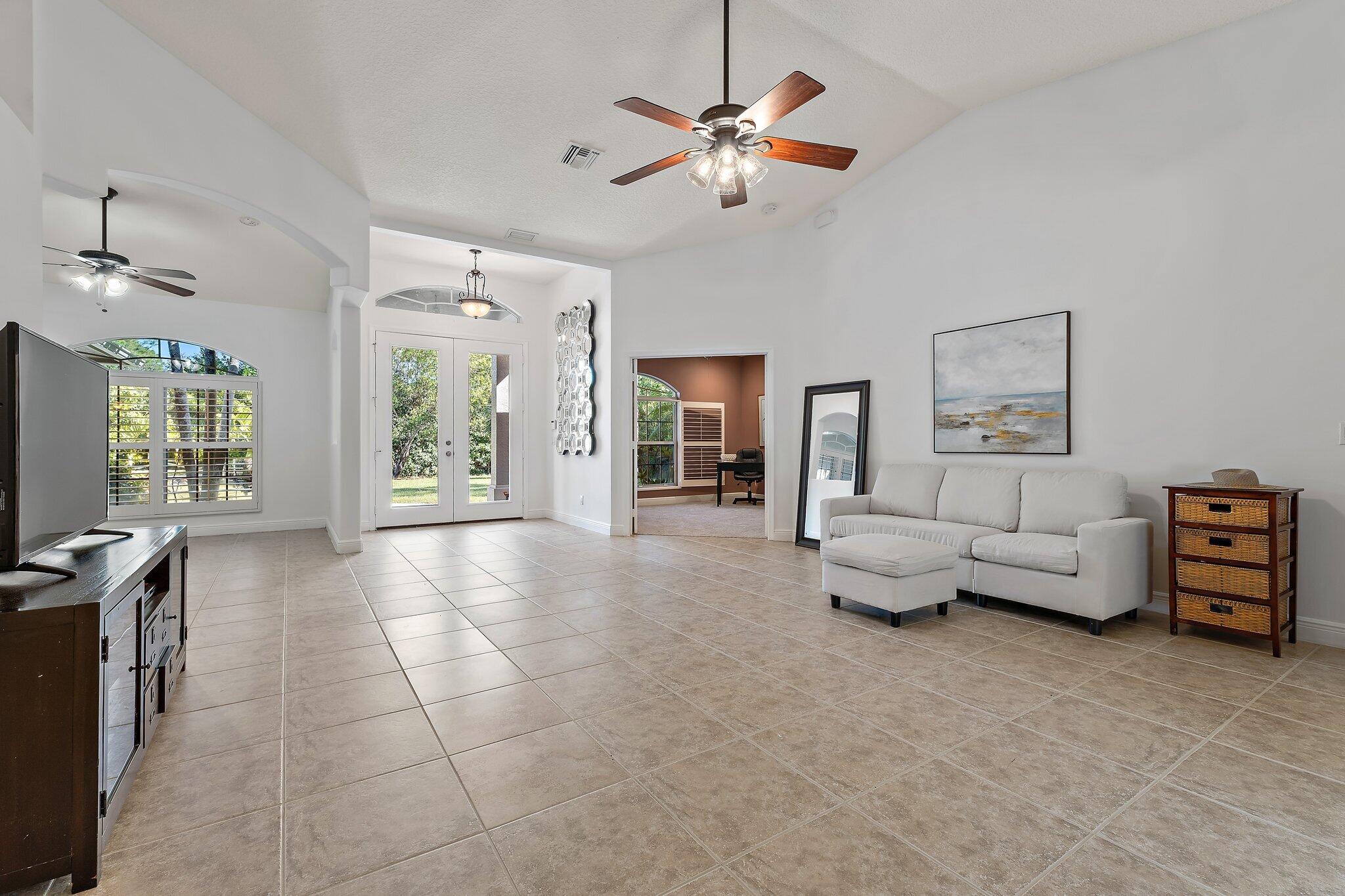 9608 Mockingbird Trail