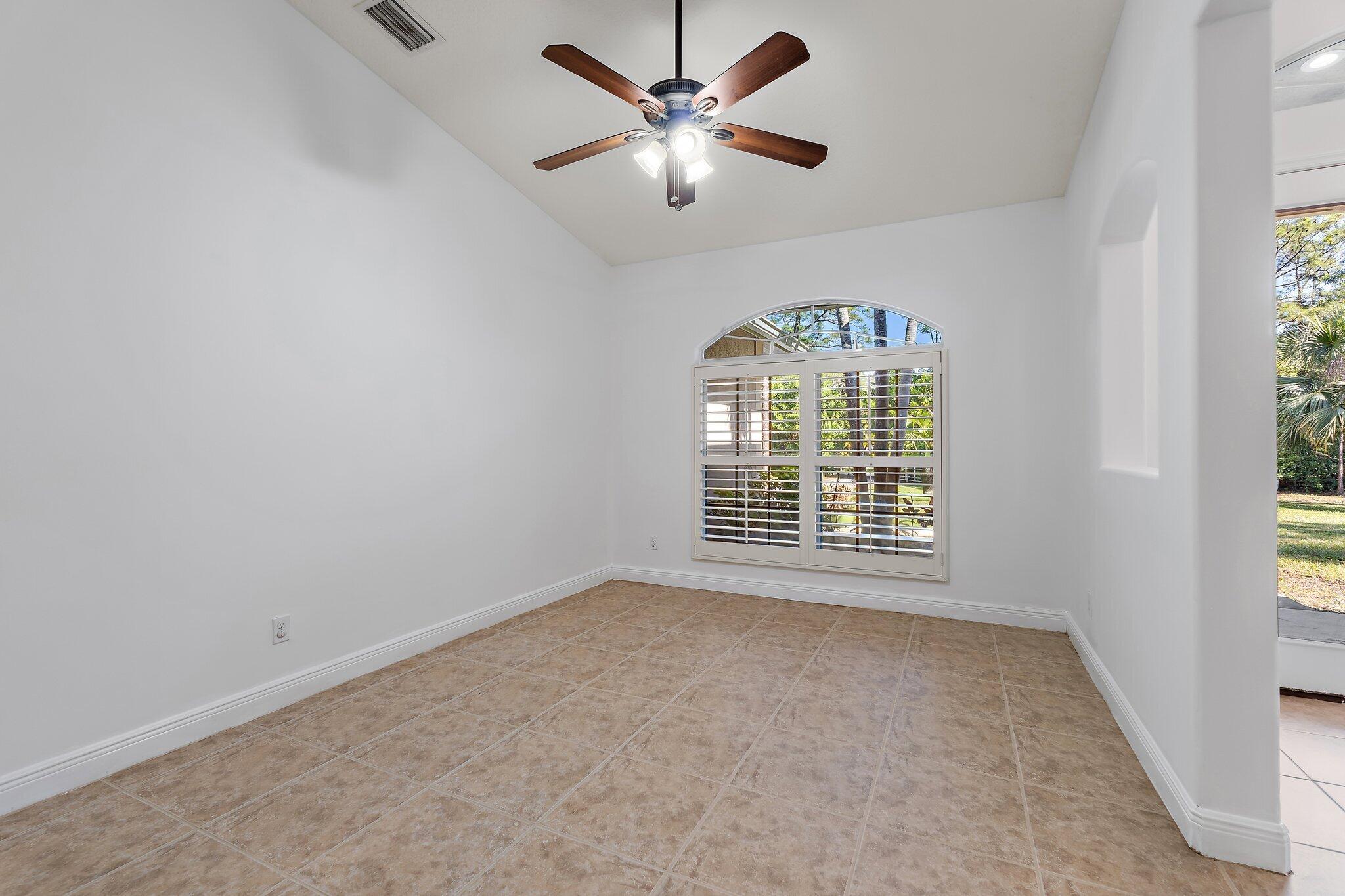 9608 Mockingbird Trail