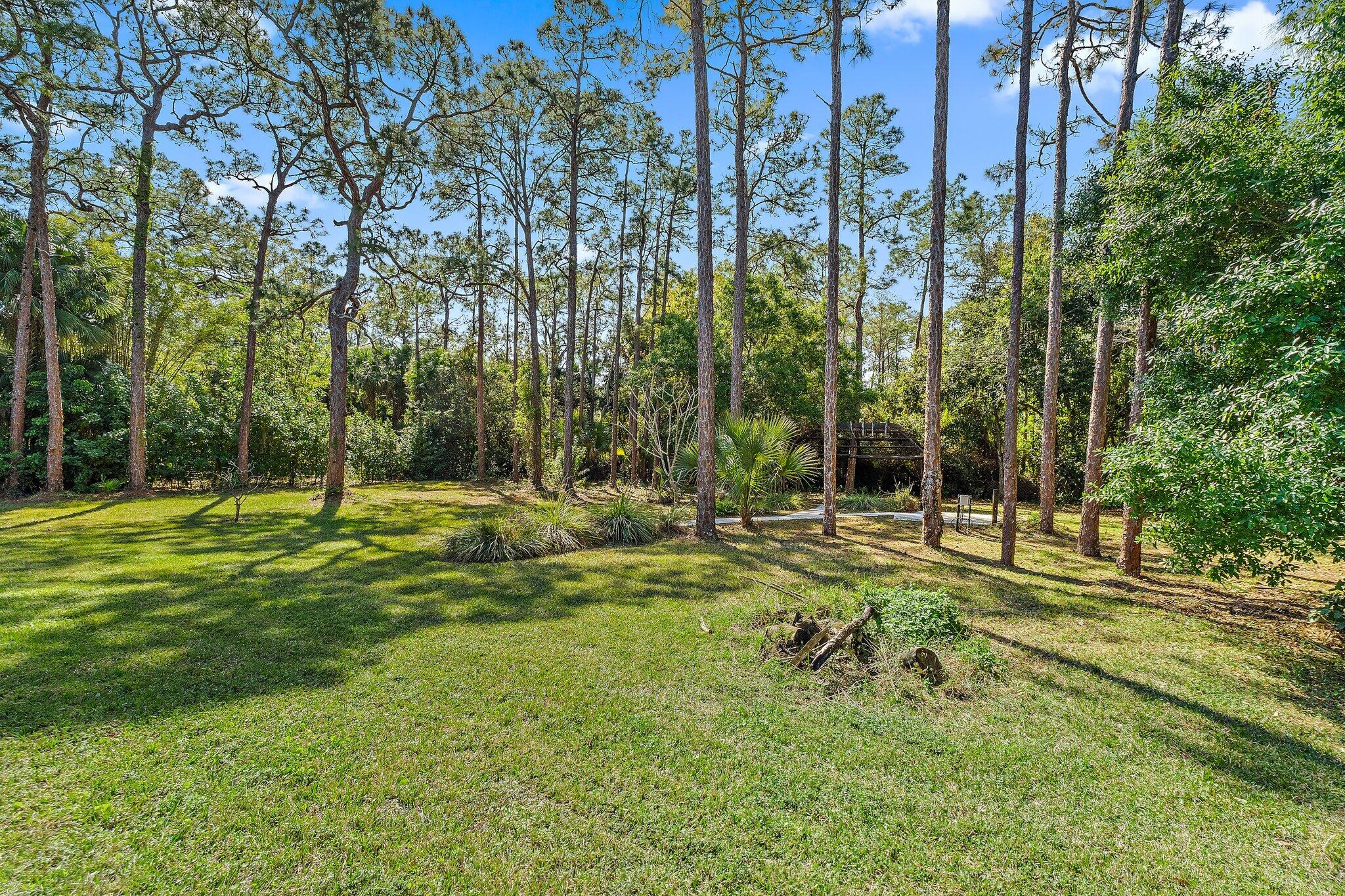 9608 Mockingbird Trail