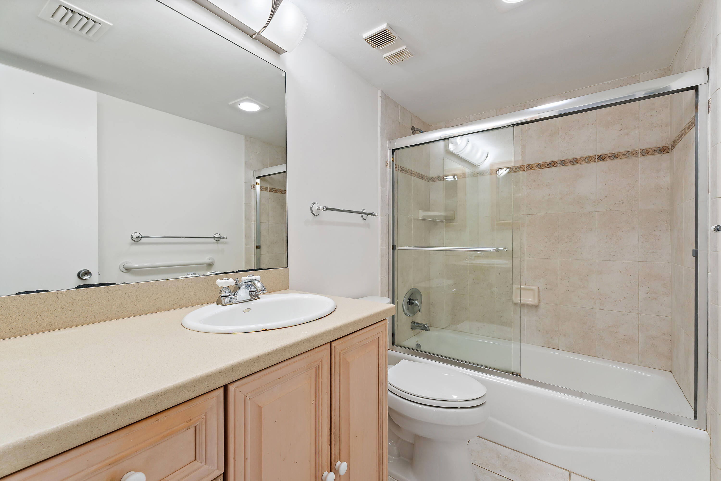 300 Ocean Trail Way 102