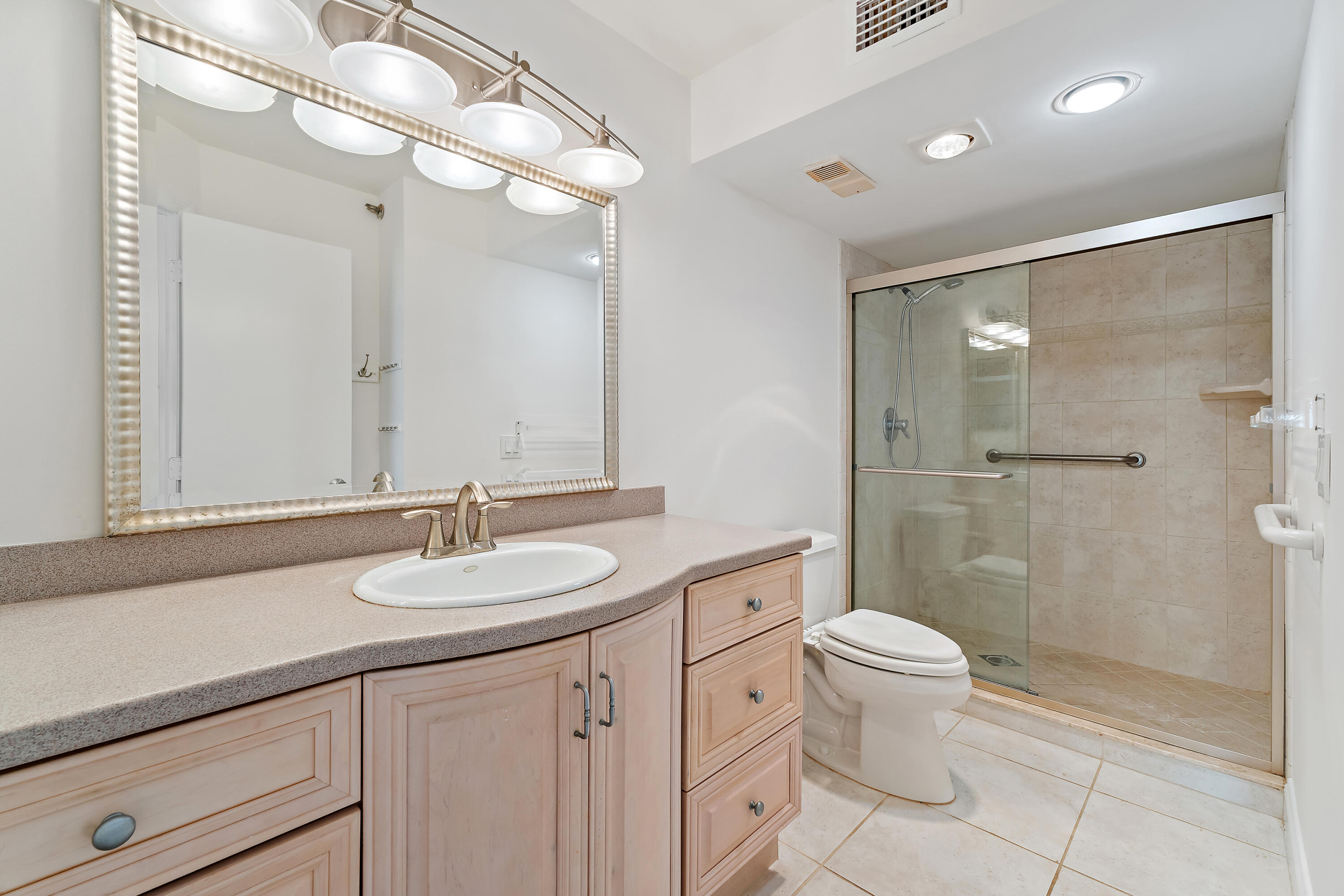 300 Ocean Trail Way 102