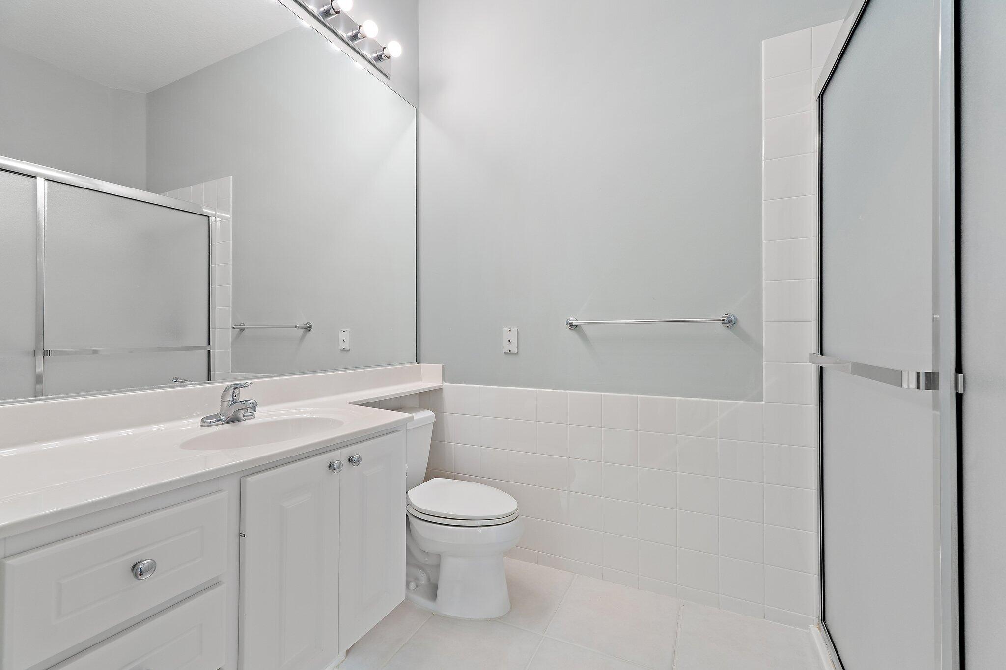 9038 SE La Creek Court