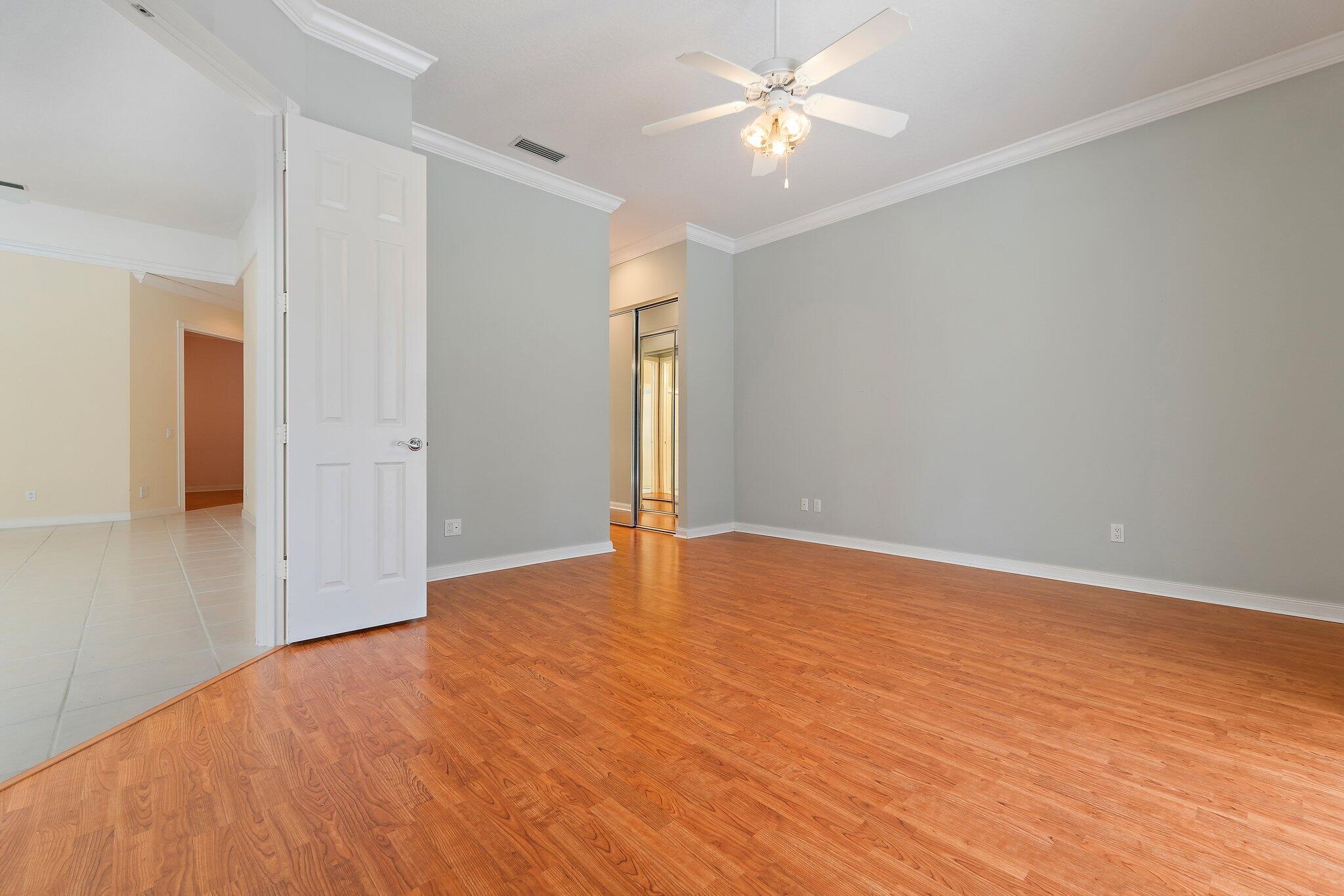 9038 SE La Creek Court