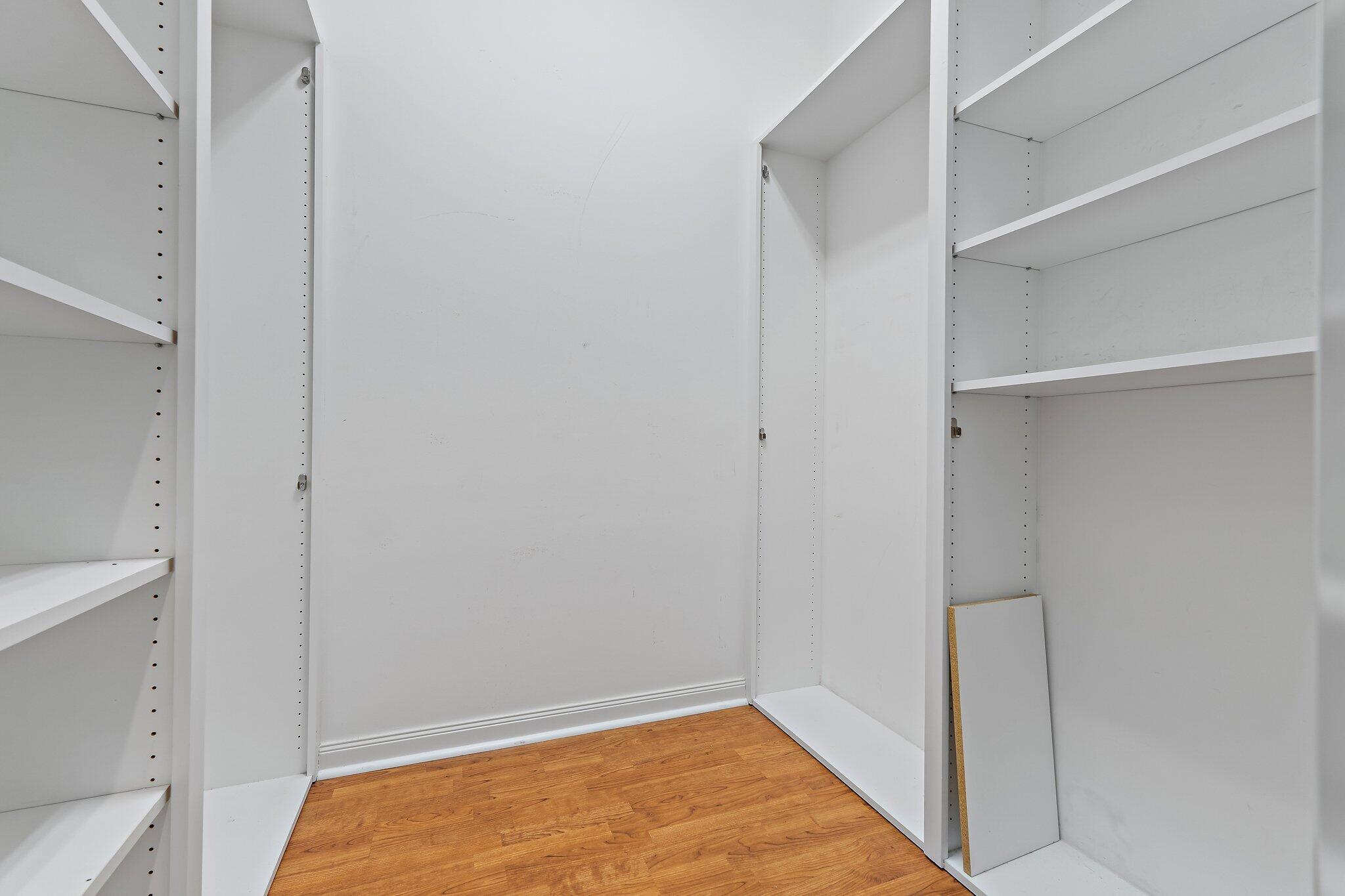 9038 SE La Creek Court