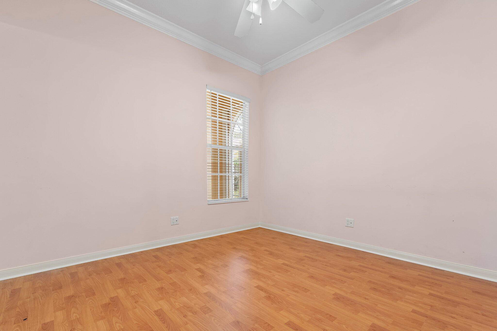 9038 SE La Creek Court