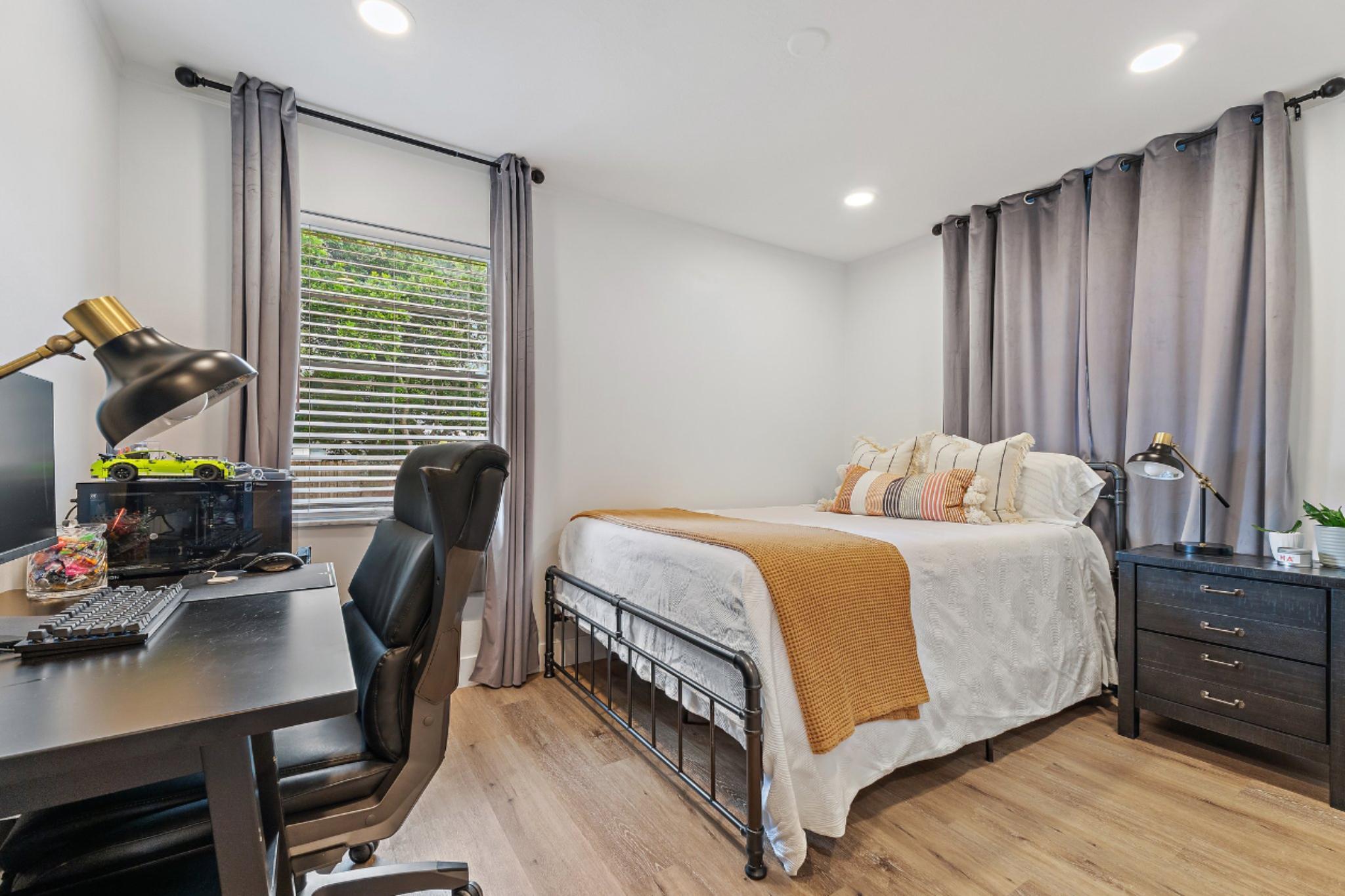 1009 Mohican Boulevard