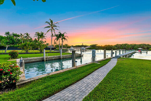 107 Lighthouse Drive