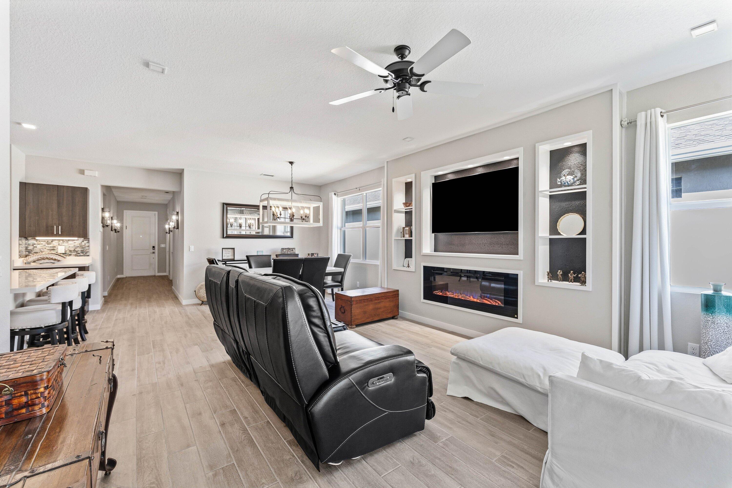 5715 SE Canyata Court