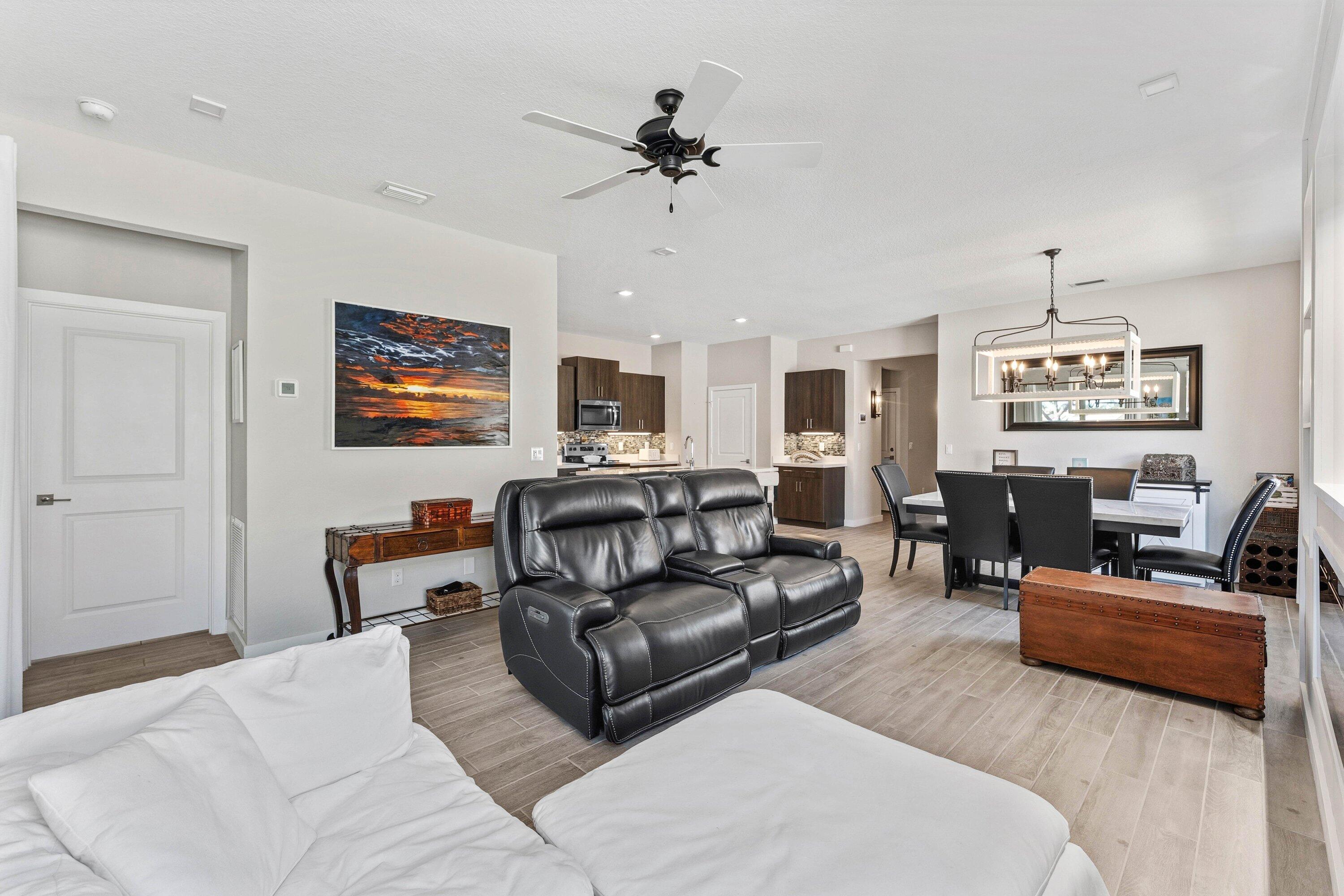 5715 SE Canyata Court