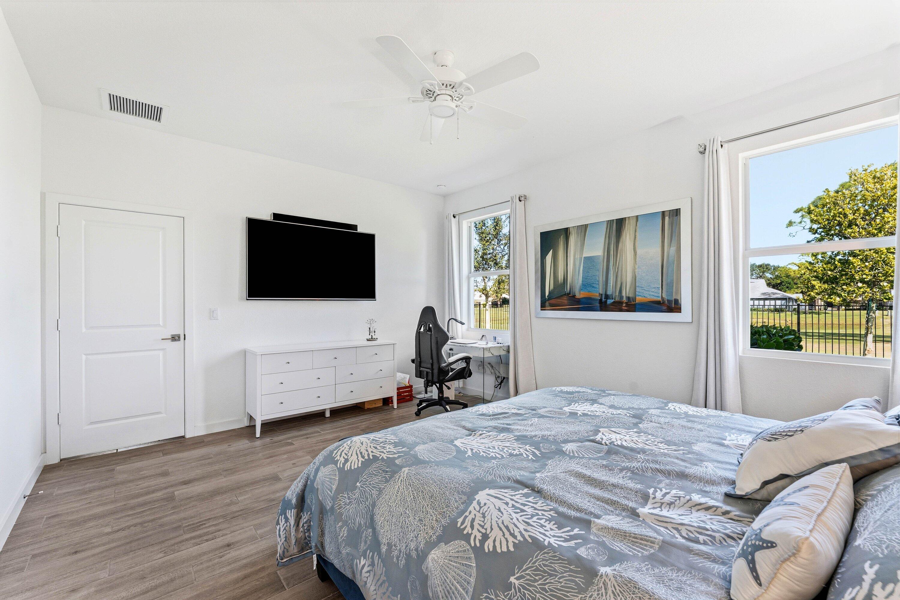 5715 SE Canyata Court