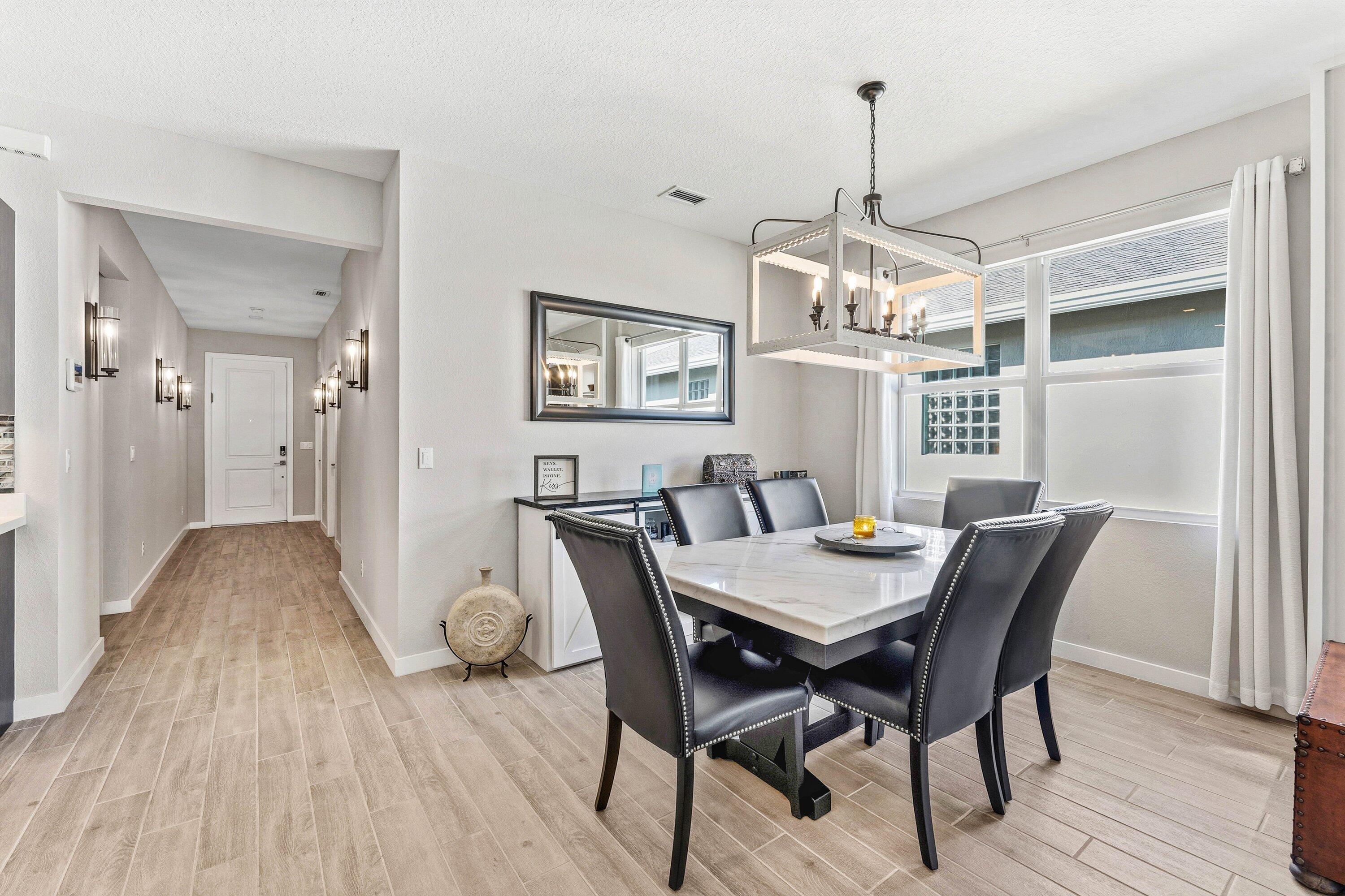 5715 SE Canyata Court