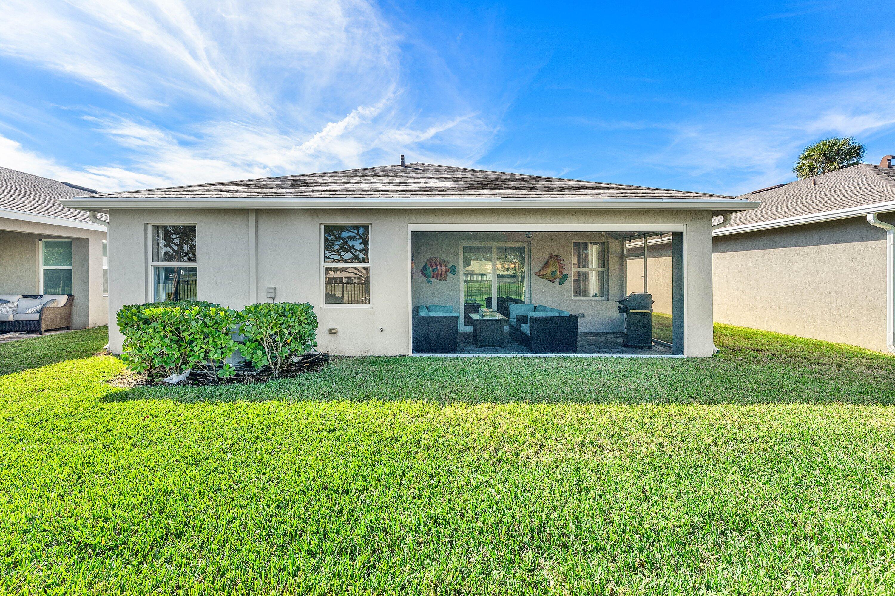 5715 SE Canyata Court