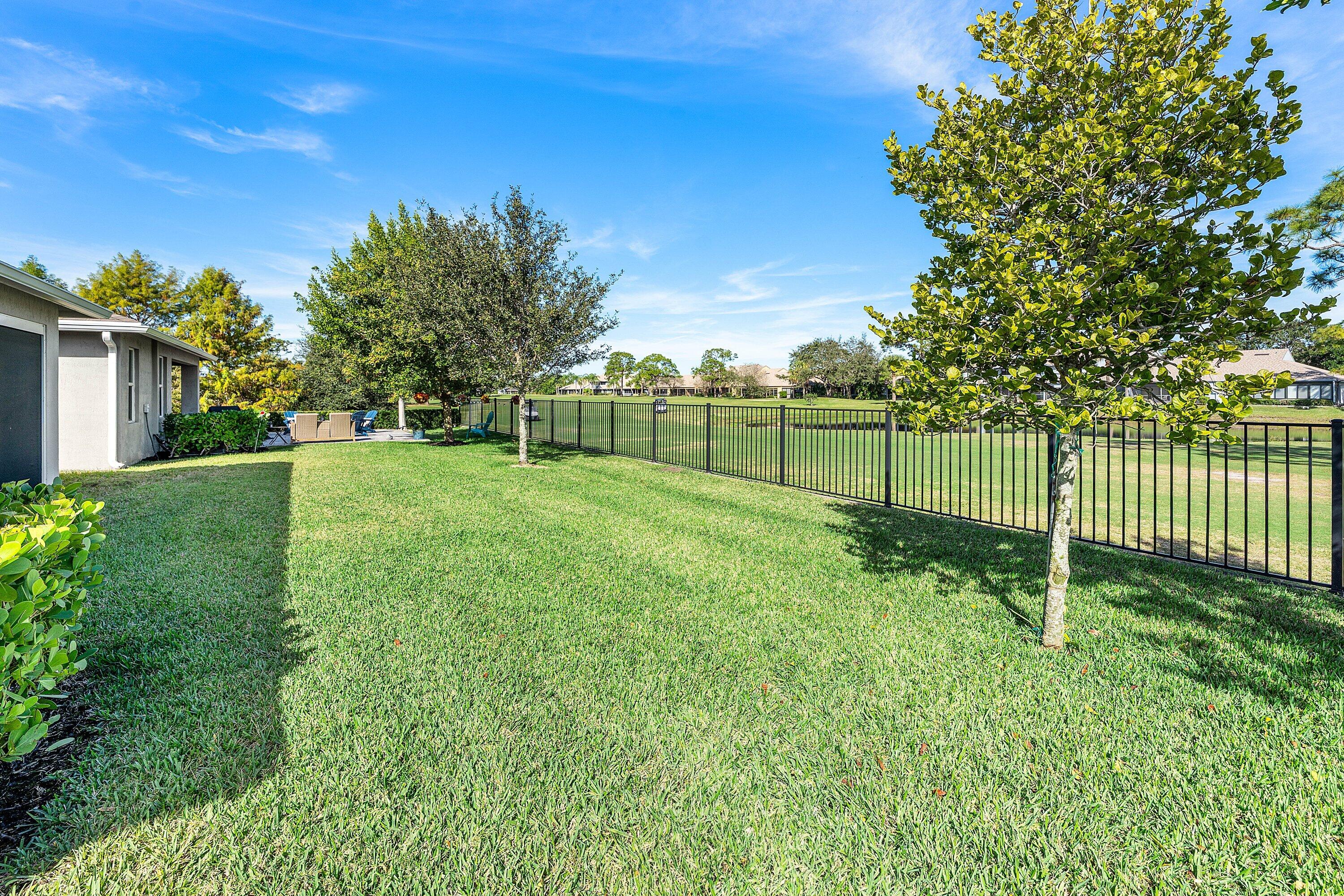 5715 SE Canyata Court