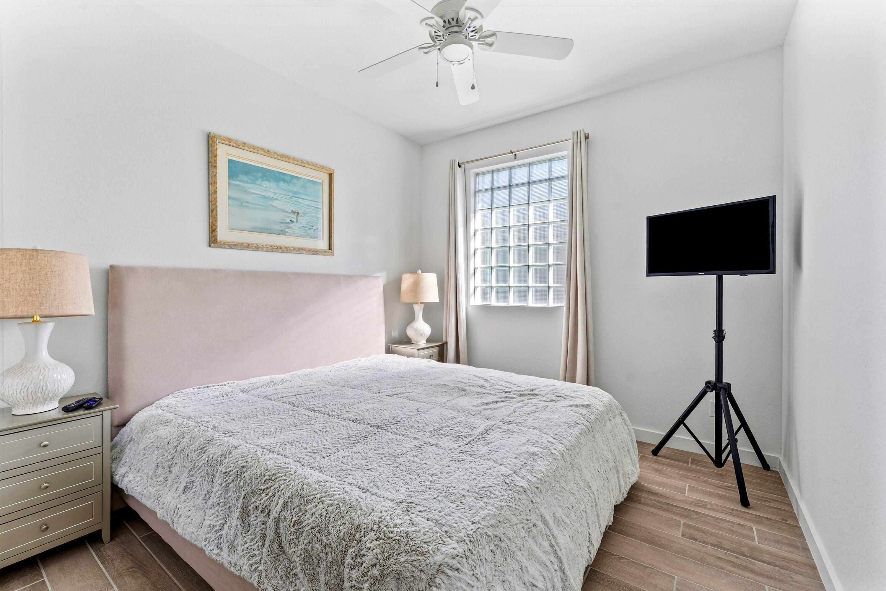 5715 SE Canyata Court