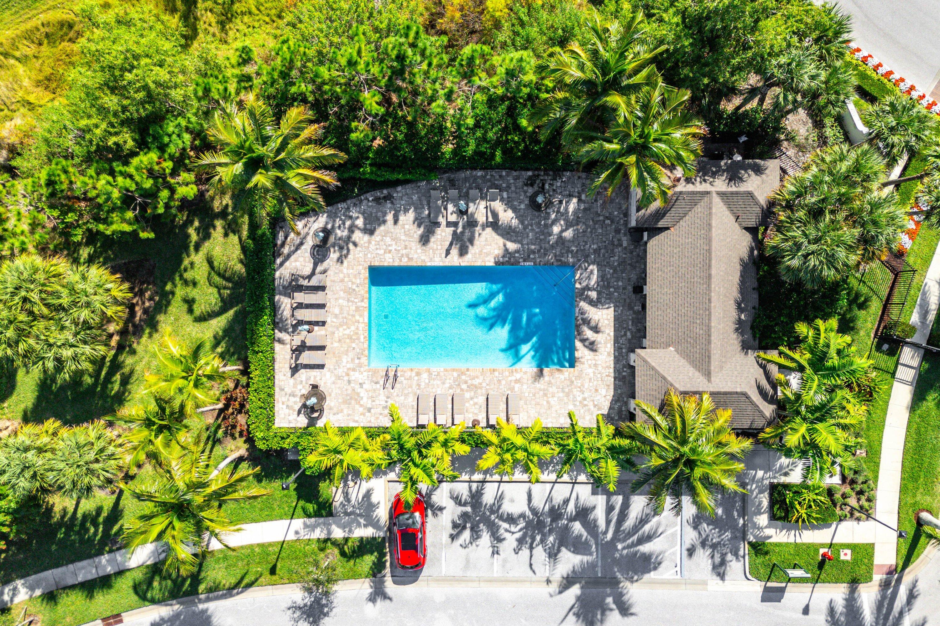 5715 SE Canyata Court